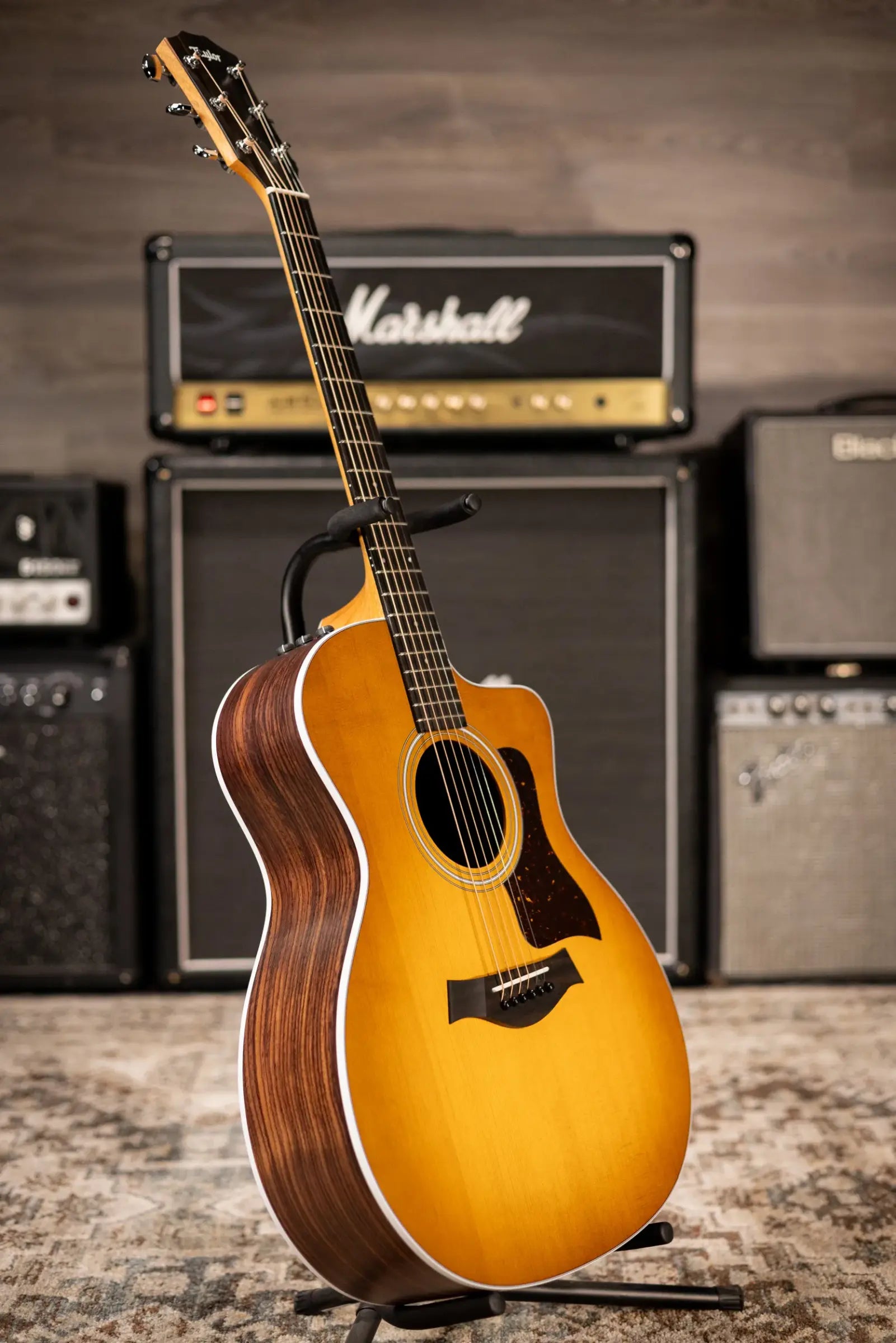 Taylor 214ce Special Edition Grand Auditorium Acoustic/Electric Guitar - Honeyburst with Gig Bag