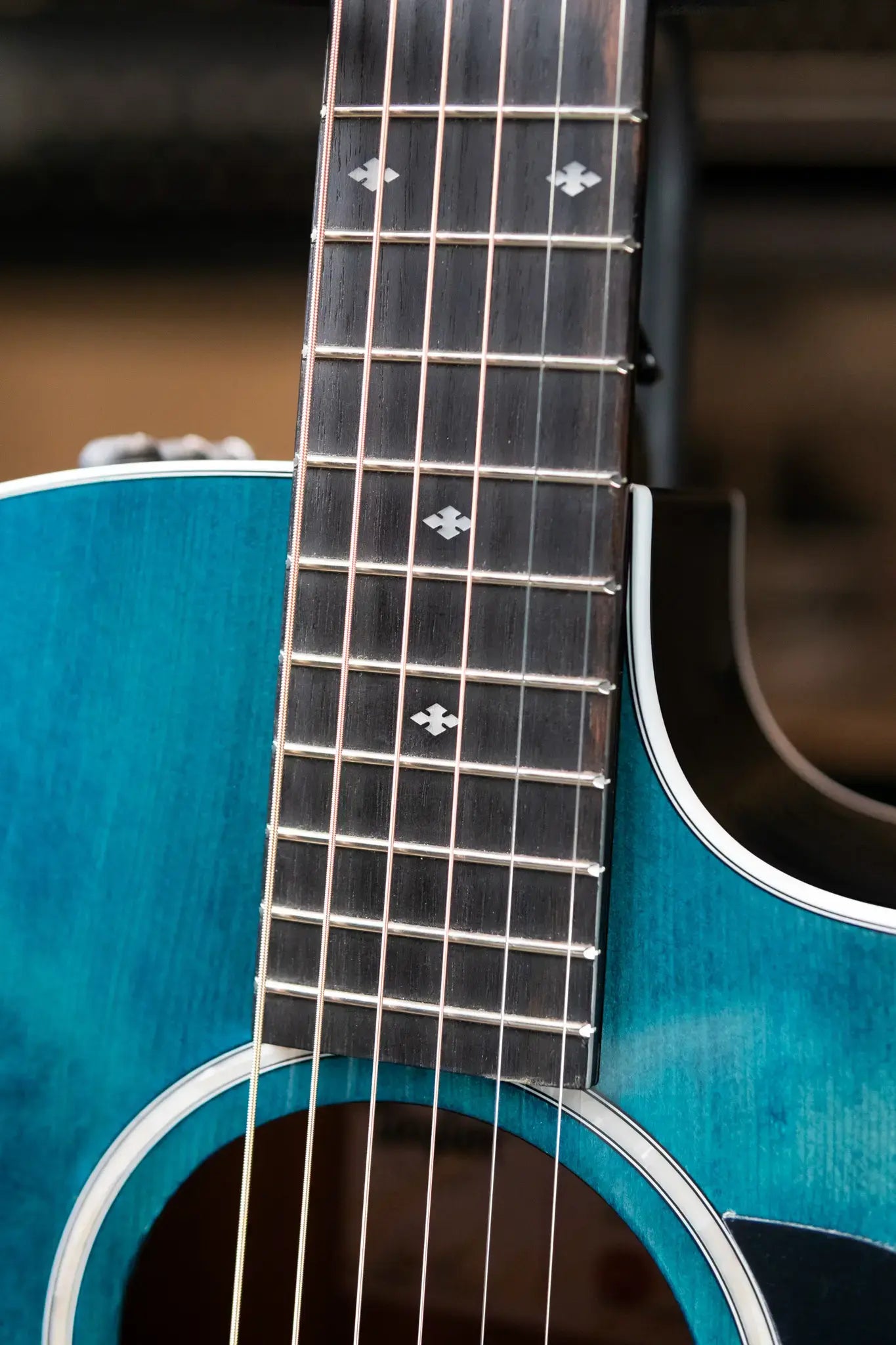 Taylor 214ce Special Edition Grand Auditorium Acoustic/Electric Guitar - Trans Blue Top with Gig Bag
