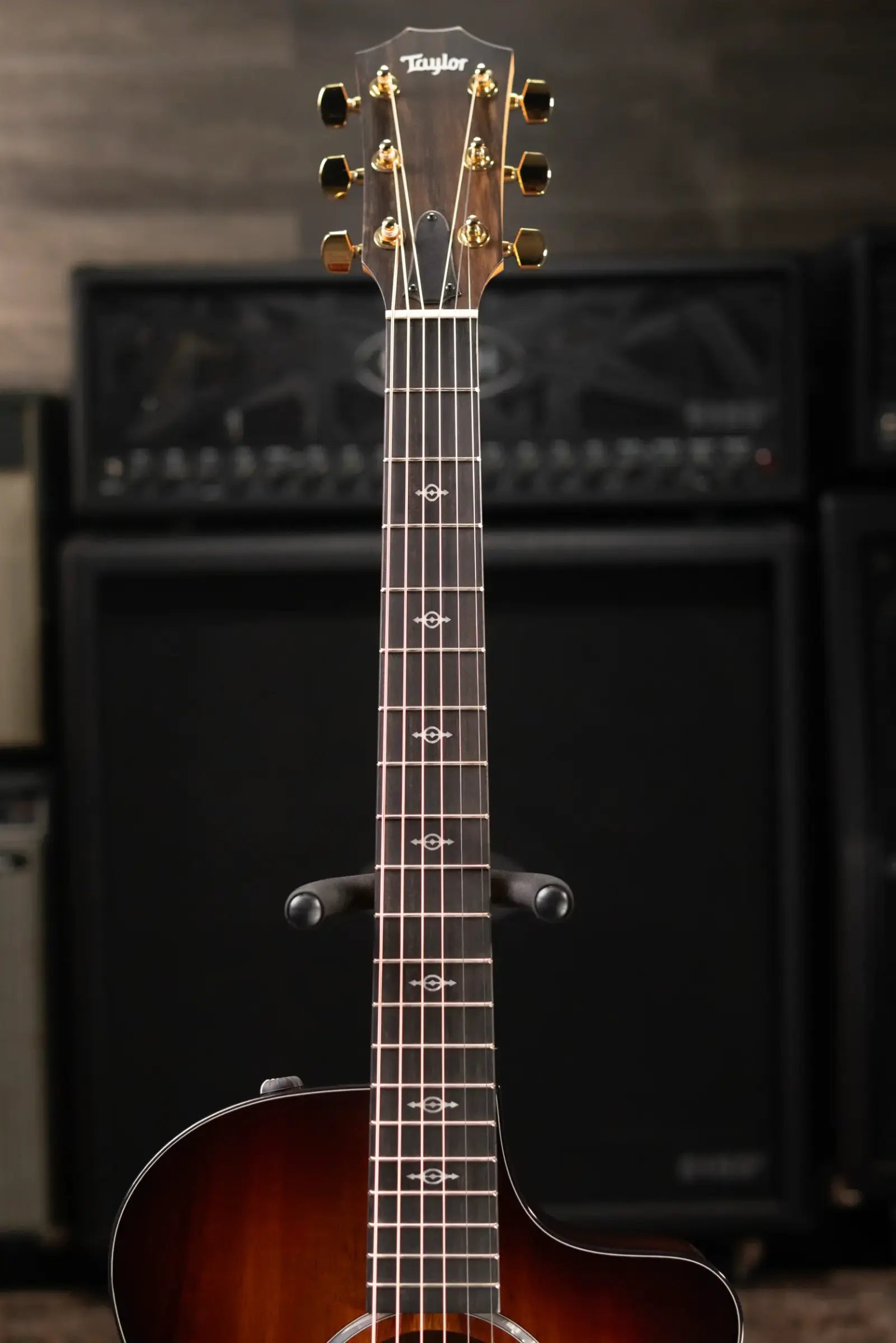 Taylor 222ce-K DLX Grand Concert Acoustic/Electric Guitar - Shaded Edgeburst with Hardshell Case - Factory Demo