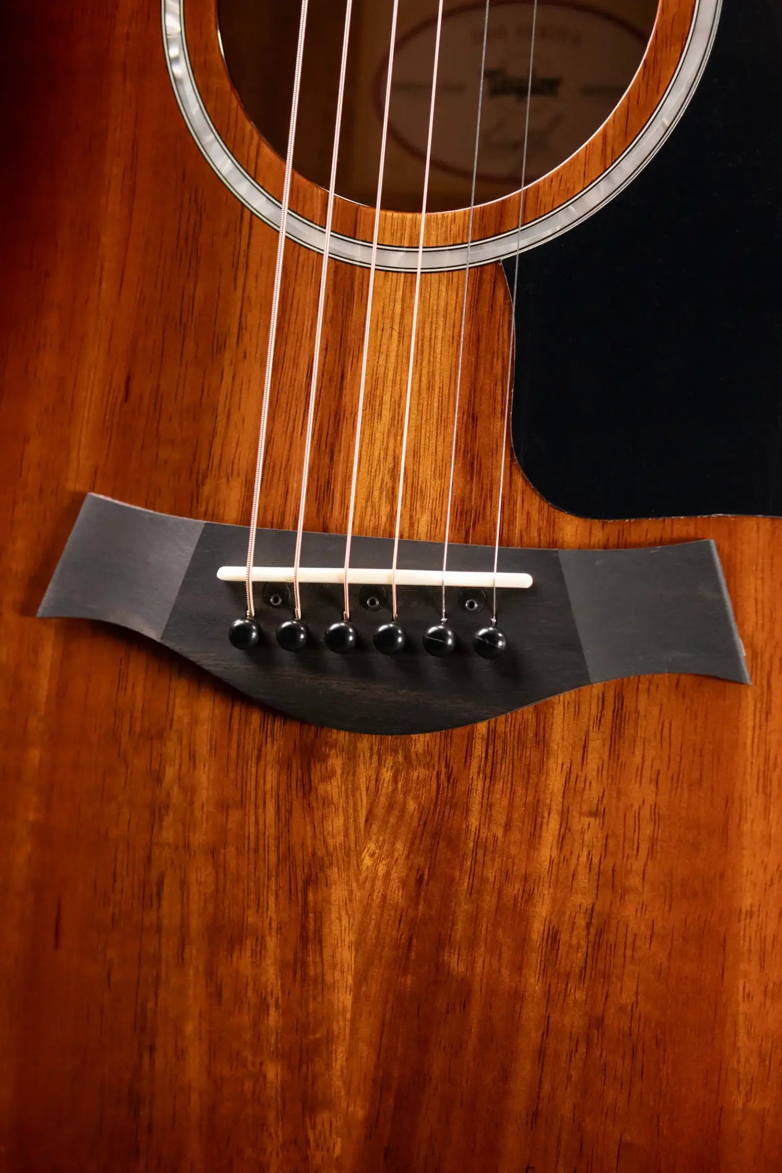 Taylor 222ce-K DLX Grand Concert Acoustic/Electric Guitar - Shaded Edgeburst with Hardshell Case - Factory Demo