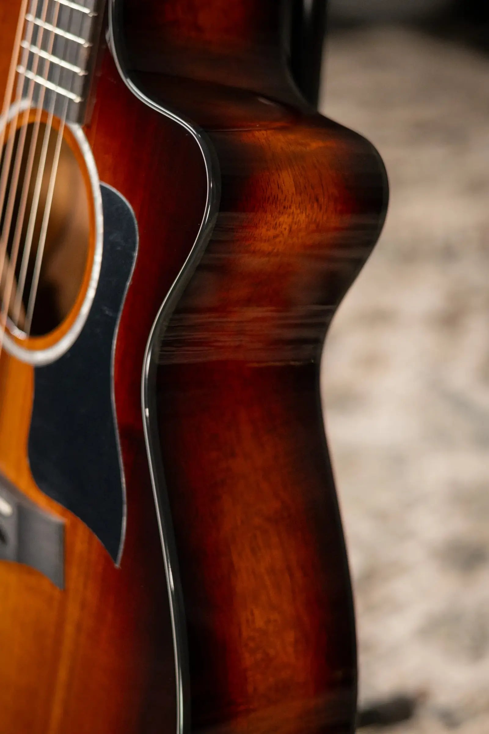 Taylor 222ce-K DLX Grand Concert Hawaiian Koa Acoustic/Electric Guitar - Shaded Edge Burst with Hardshell Case