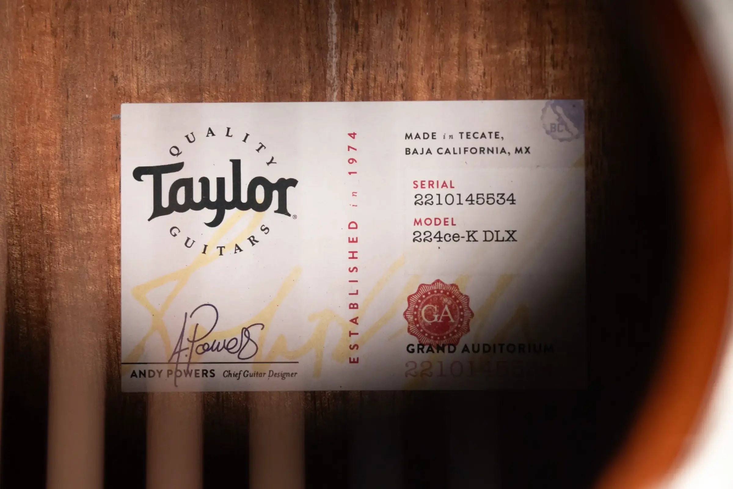 Taylor 224ce-K DLX Grand Auditorium Acoustic/Electric Guitar - Shaded Edgeburst with Hardshell Case