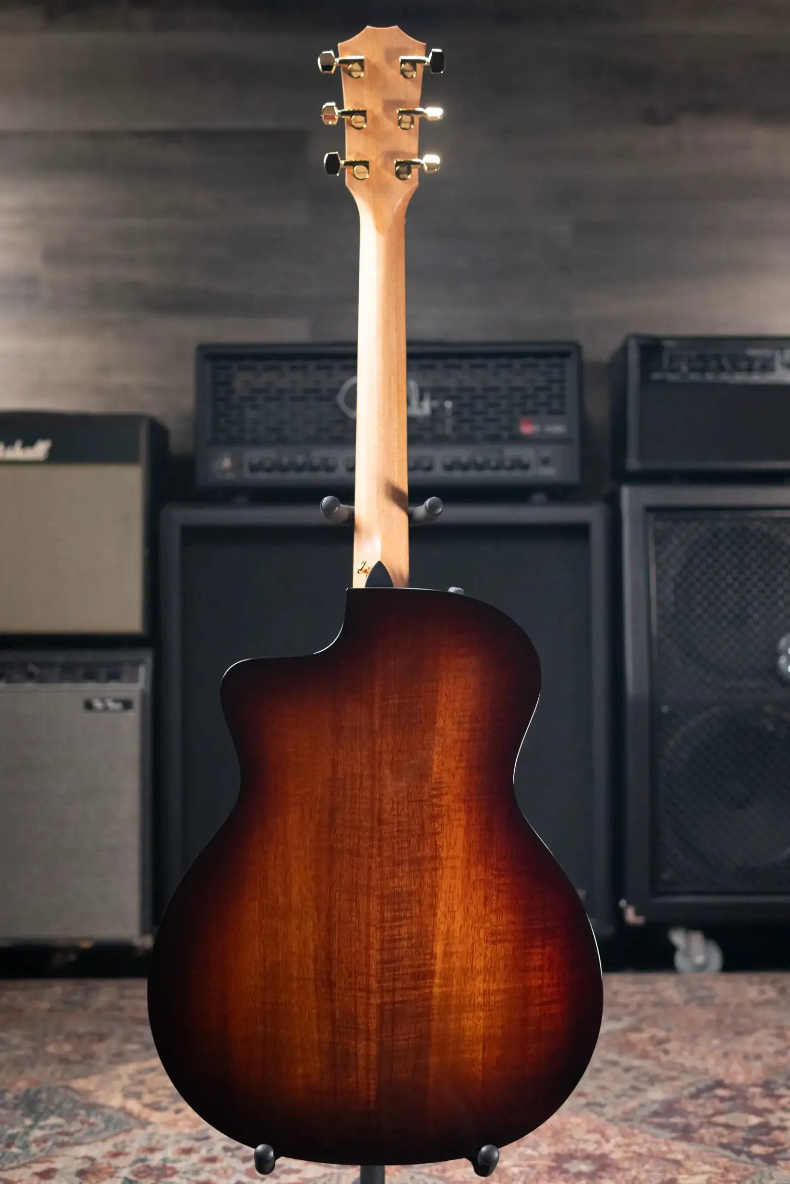 Taylor 224ce-K DLX Grand Auditorium Acoustic/Electric Guitar - Shaded Edgeburst with Hardshell Case