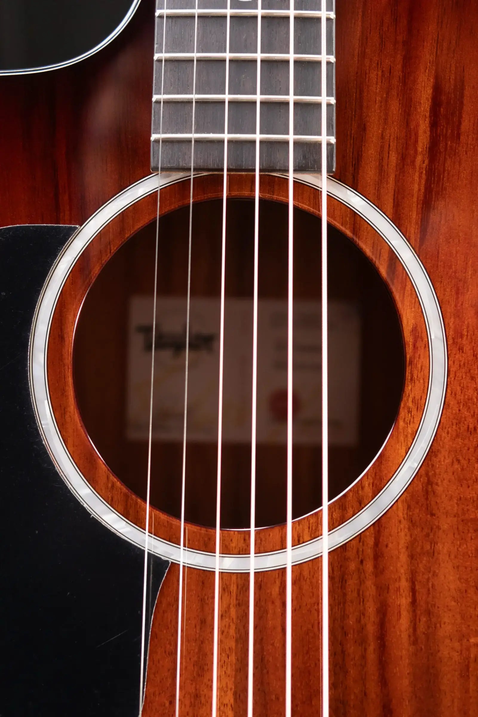 Taylor 224ce-K DLX Left-Handed Grand Auditorium Acoustic/Electric Guitar - Shaded Edge Burst with Hardshell Case