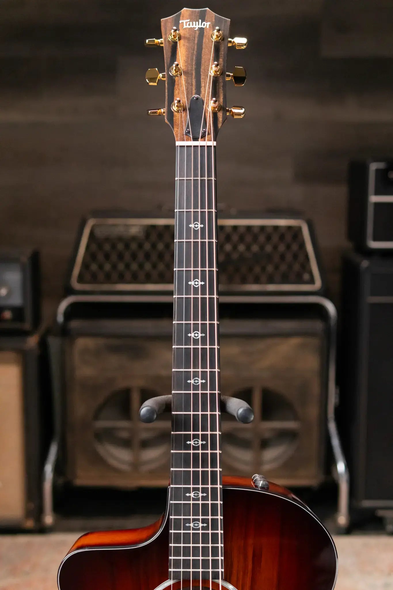 Taylor 224ce-K DLX Left-Handed Grand Auditorium Acoustic/Electric Guitar with Hardshell Case