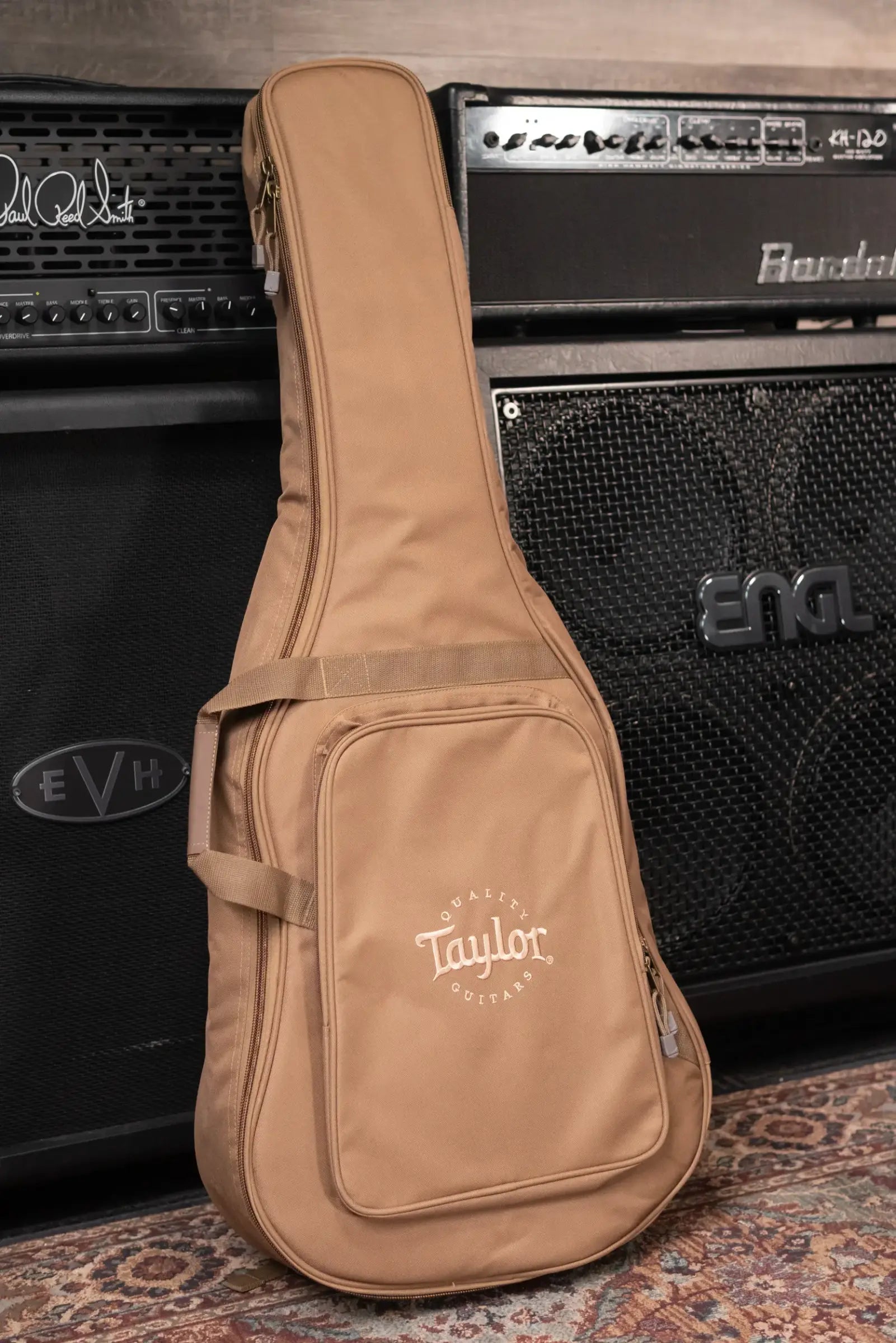 Taylor 24ce Grand Auditorium Acoustic/Electric Guitar with Gig Bag