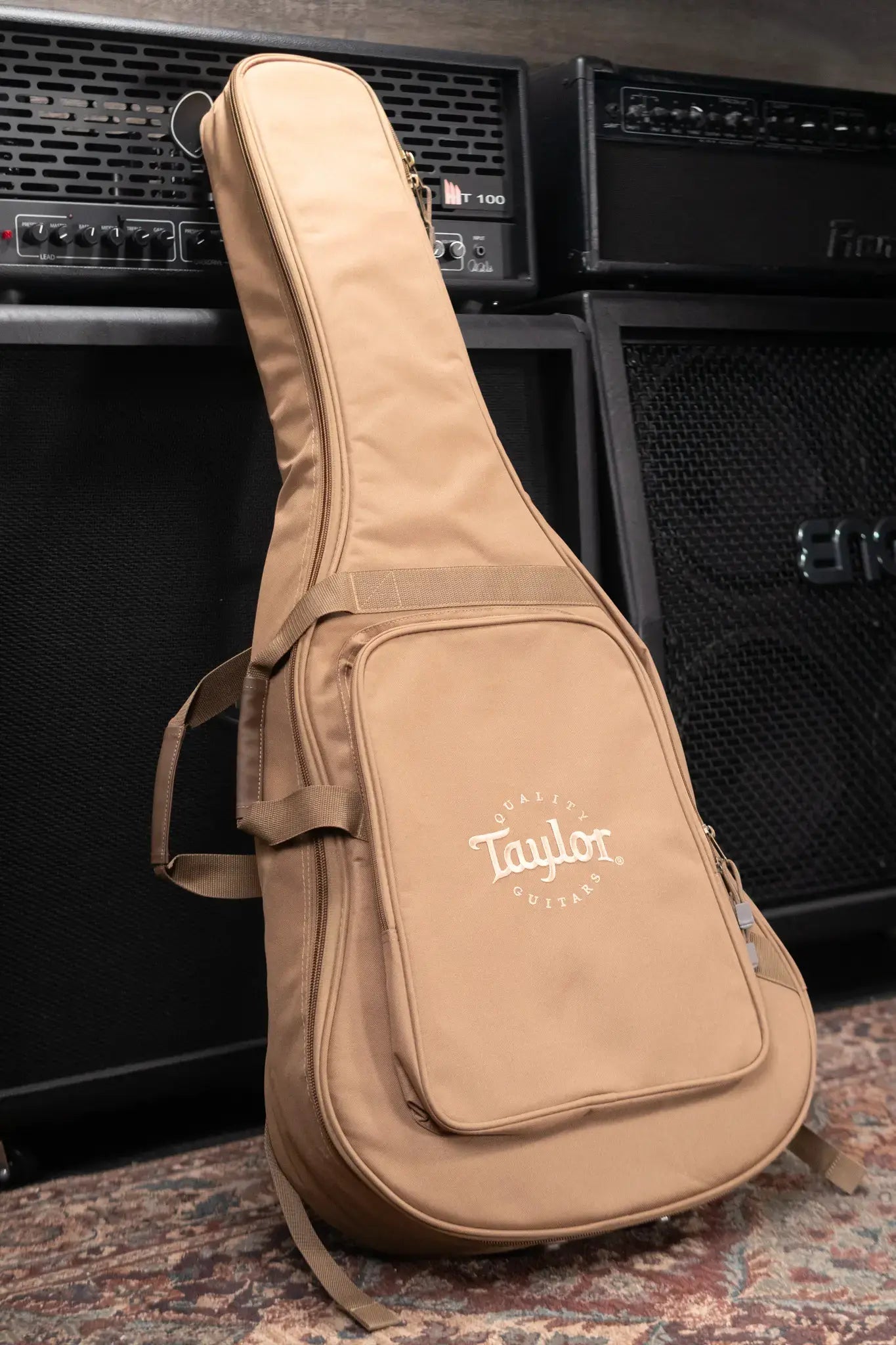 Taylor 24ce Grand Auditorium Acoustic/Electric Guitar with Gig Bag