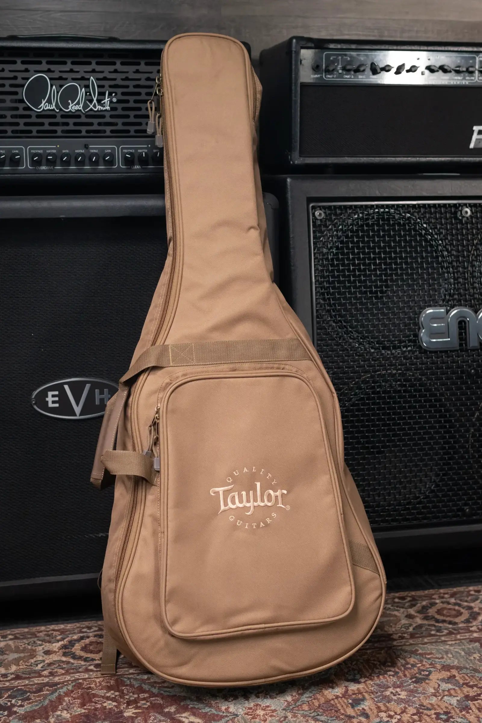 Taylor 24ce Grand Auditorium Acoustic/Electric Guitar with Gig Bag