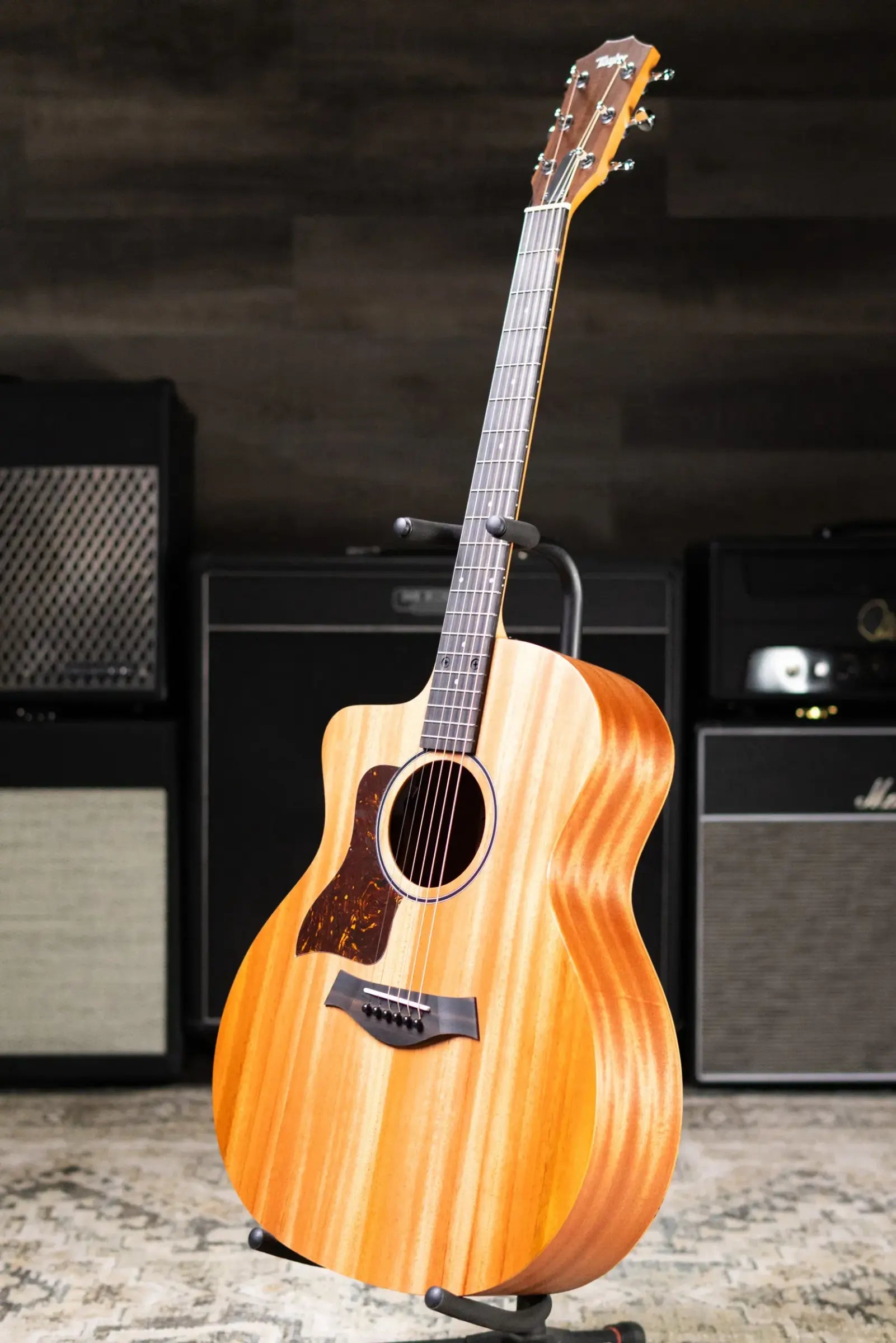 Taylor 24ce Left-Hand Grand Auditorium Acoustic/Electric Guitar with Gig Bag