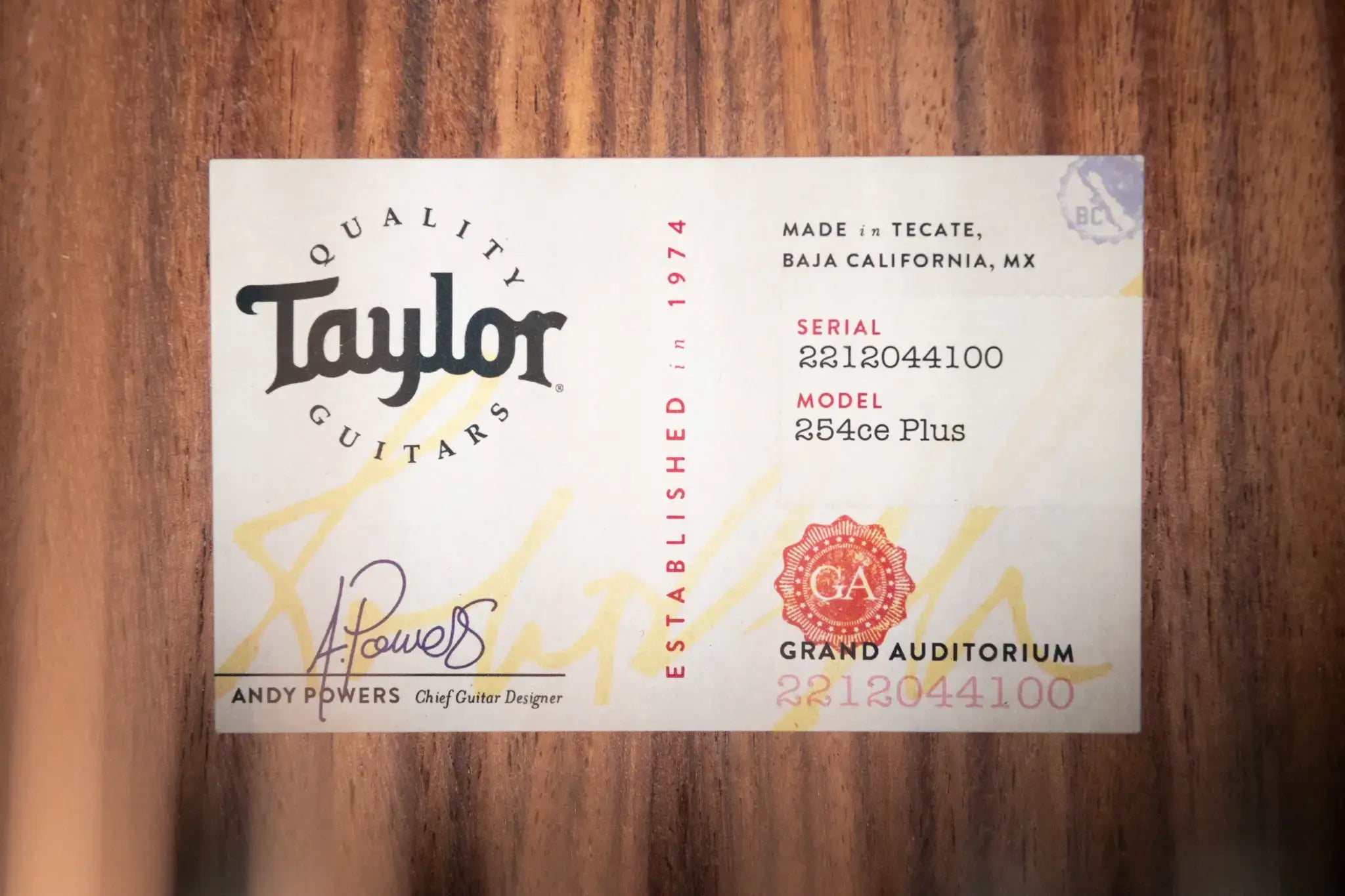 Taylor 254ce Plus 12-String Grand Auditorium Acoustic/Electric Guitar with Aerocase