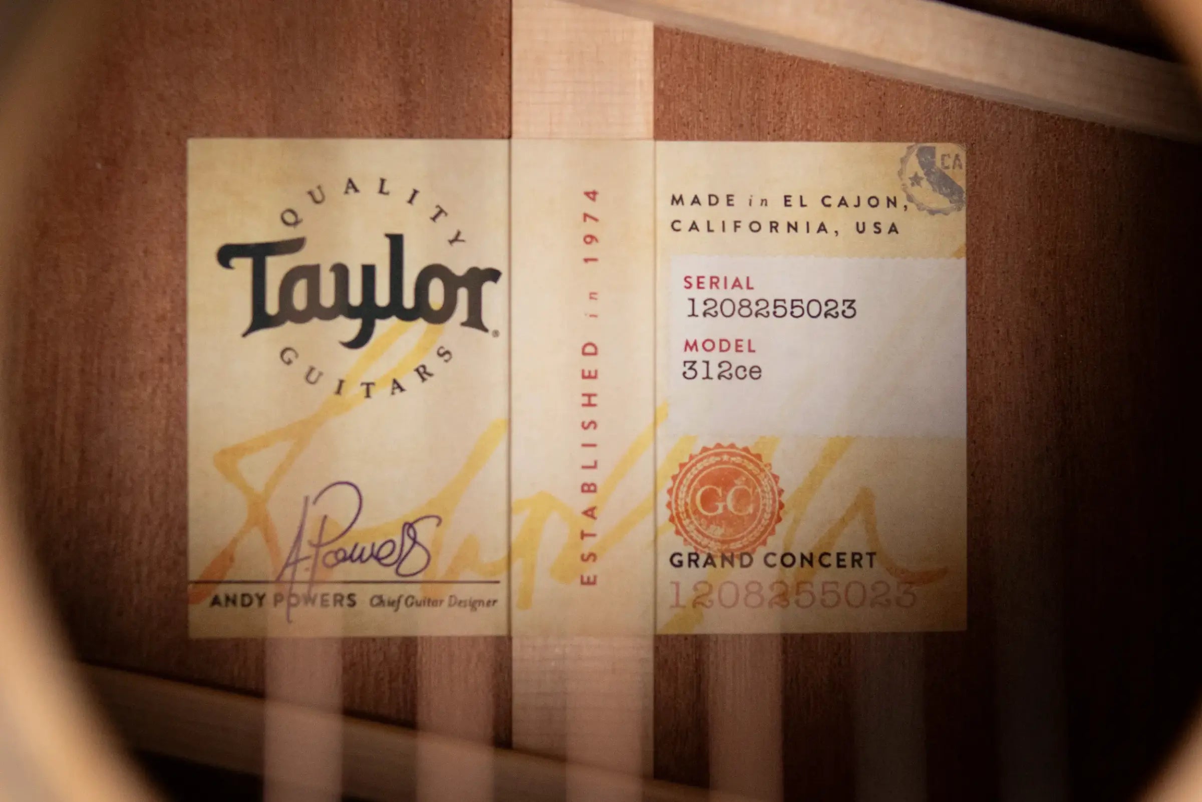 Taylor 312ce Grand Concert Acoustic/Electric Guitar with Hardshell Case