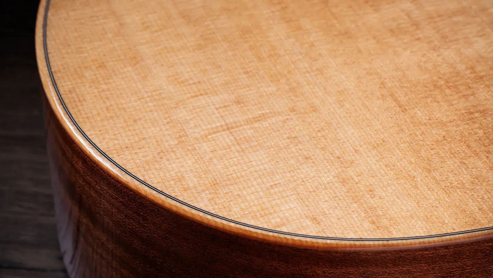 Taylor 314ce Studio Grand Auditorium Acoustic/Electric Guitar - Natural with Gig Bag
