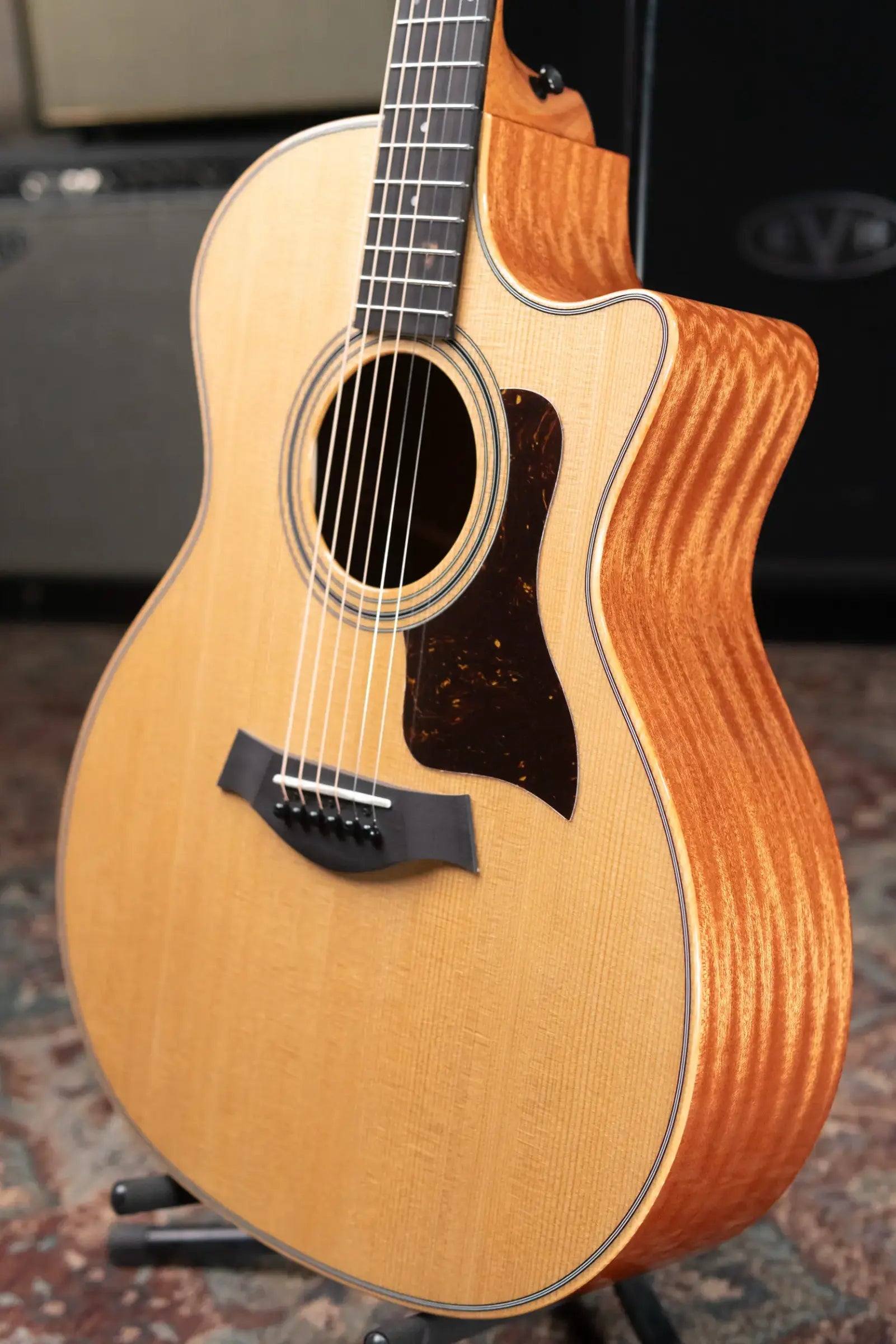 Taylor 314ce Studio Grand Auditorium Acoustic/Electric Guitar - Natural with Structured Gig Bag