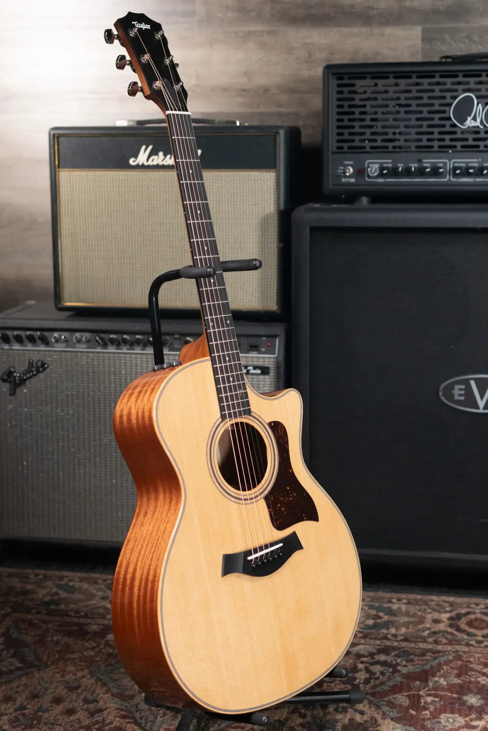 Taylor 314ce Studio Grand Auditorium Acoustic/Electric Guitar - Natural with Structured Gig Bag