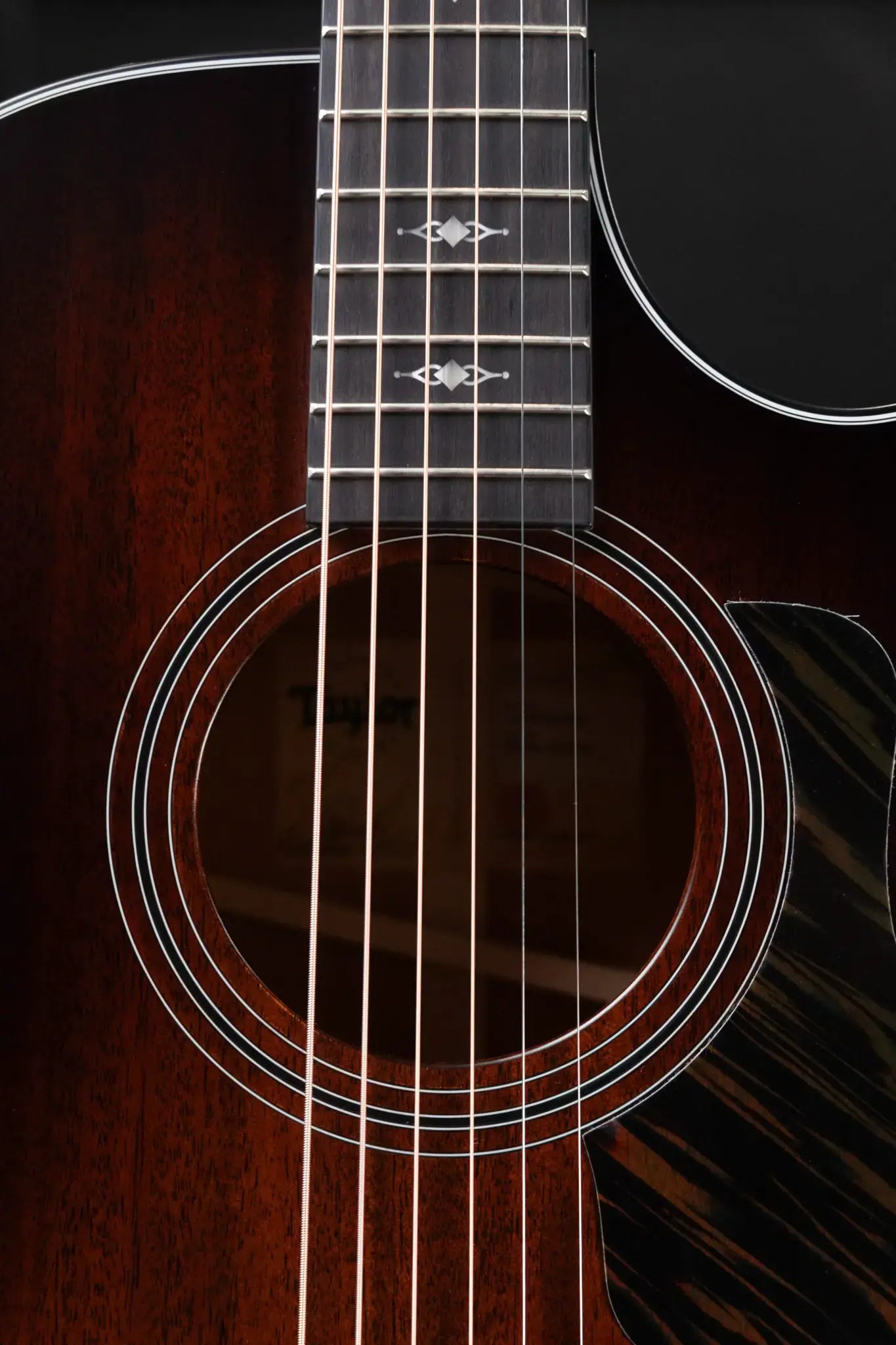 Taylor 322ce 12-Fret Grand Concert Acoustic/Electric Guitar - Shaded Edge Burst with Hardshell Case