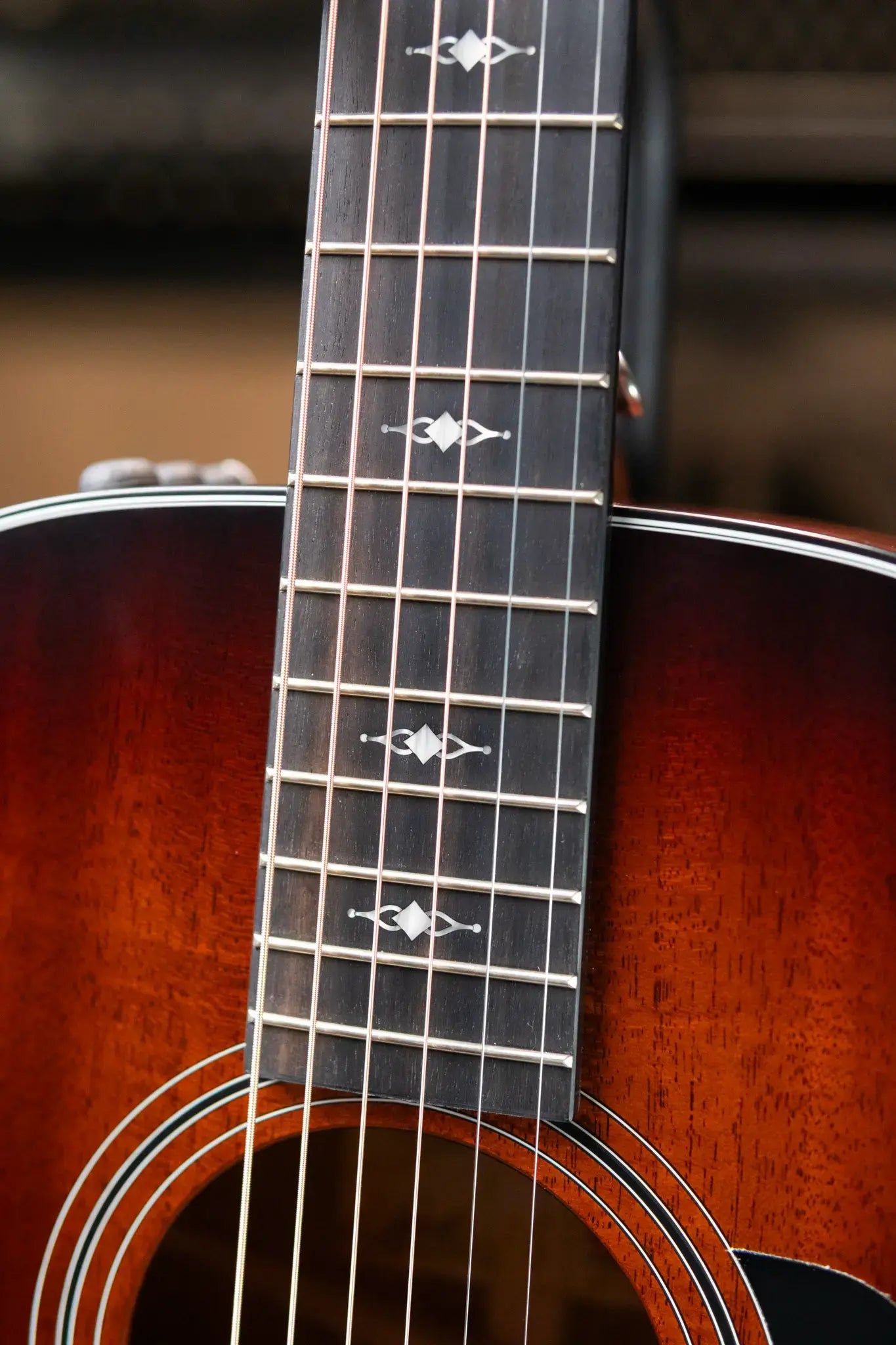Taylor 322e 12-Fret Grand Concert Acoustic/Electric Guitar with Hardshell Case - Used