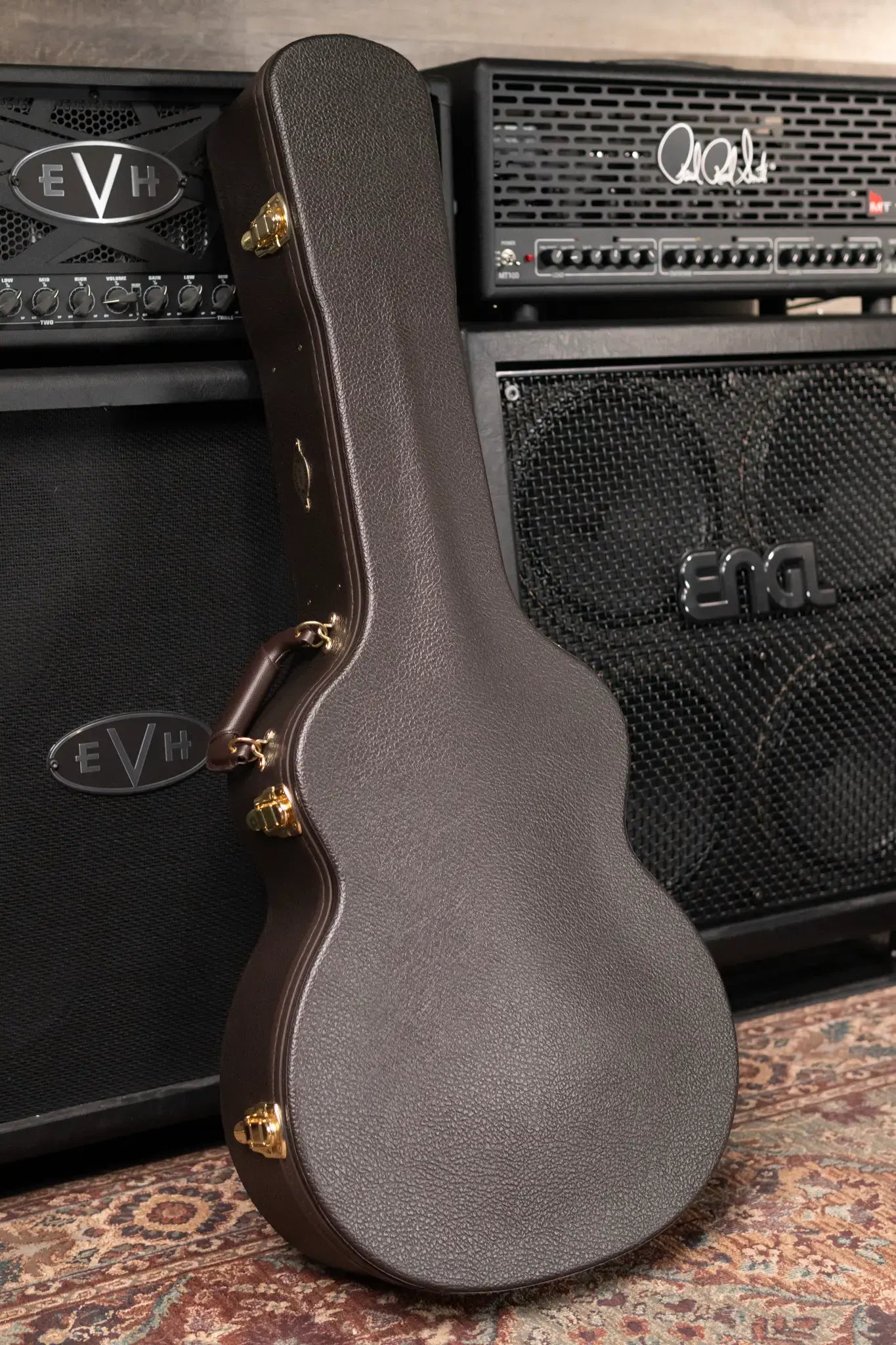 Taylor 324ce Grand Auditorium Acoustic/Electric Guitar - Shaded Edge Burst Top with Hardshell Case