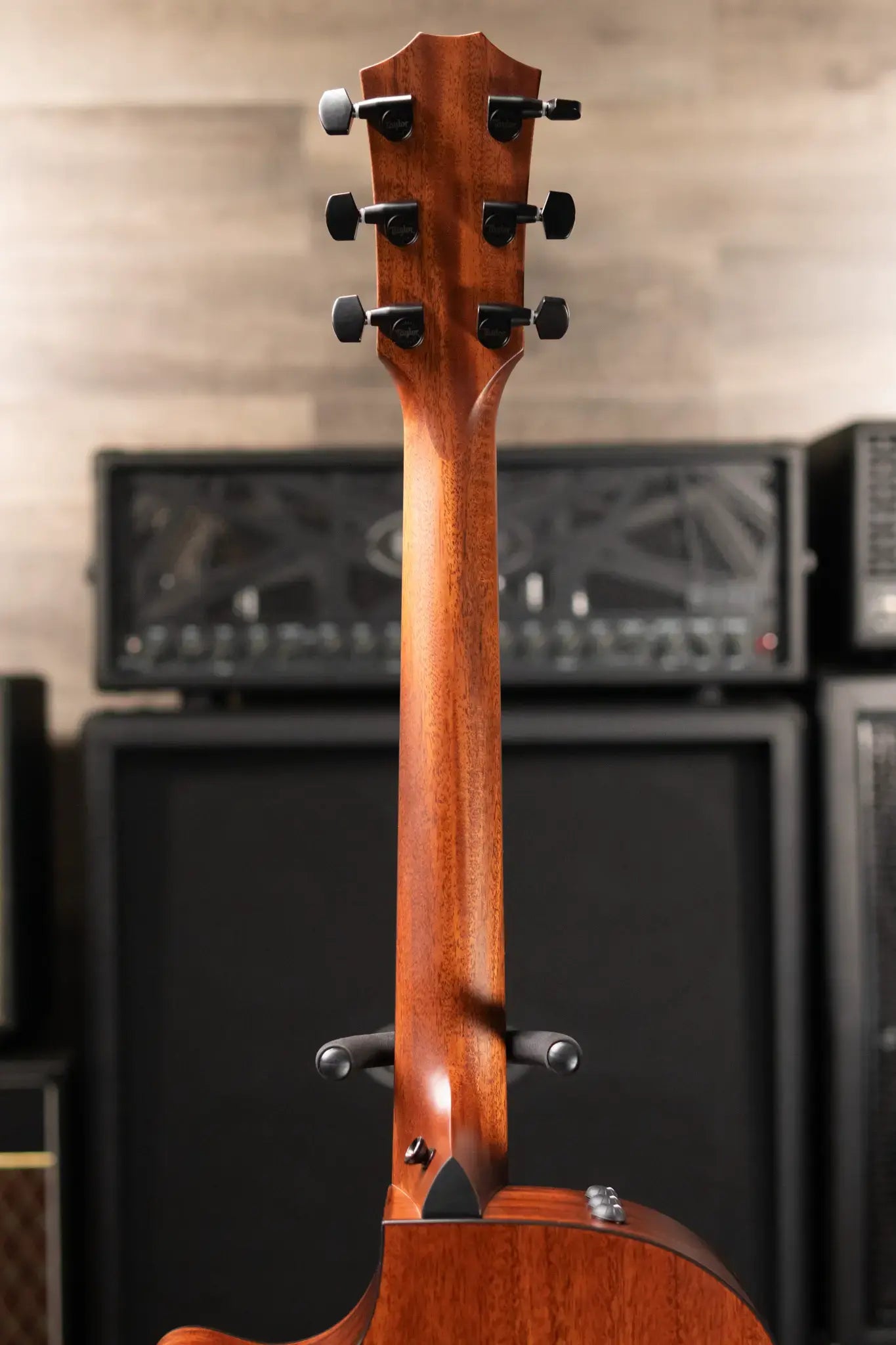 Taylor 324ce Grand Auditorium Acoustic/Electric Guitar - Shaded Edge Burst Top with Hardshell Case