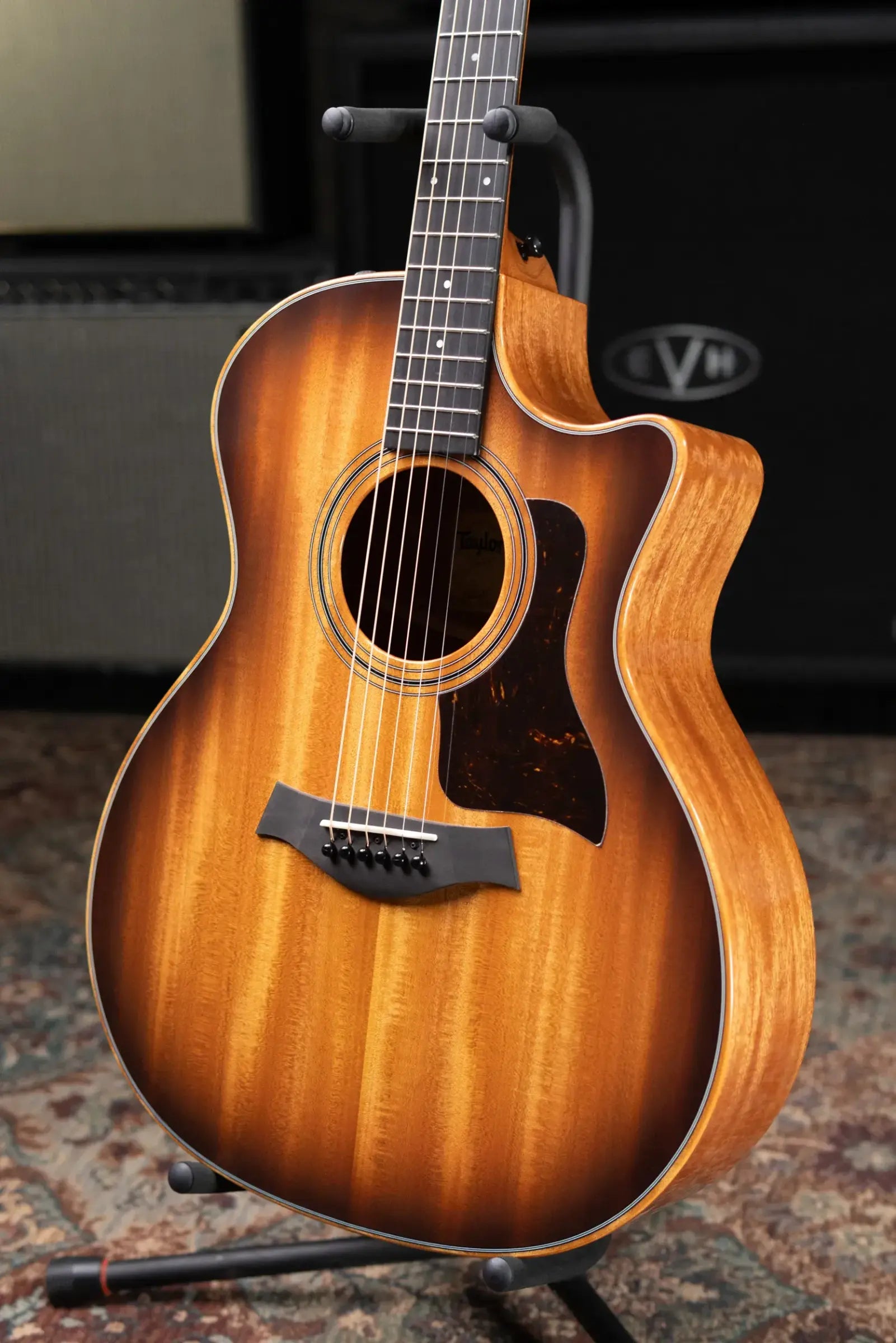 Taylor 324ce Studio Special Edition Grand Auditorium Acoustic/Electric Guitar - Shaded Edge Burst with Gig Bag
