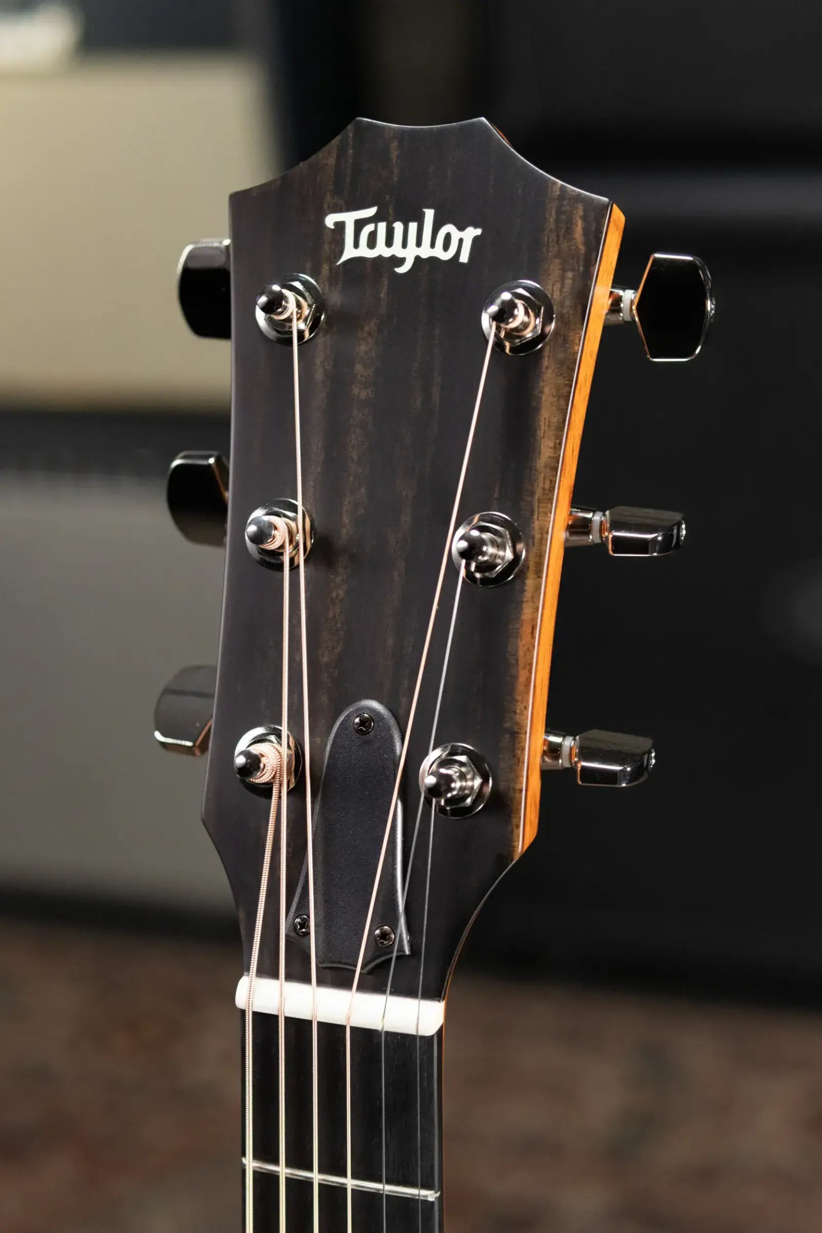 Taylor 324ce Studio Special Edition Grand Auditorium Acoustic/Electric Guitar - Shaded Edge Burst with Gig Bag