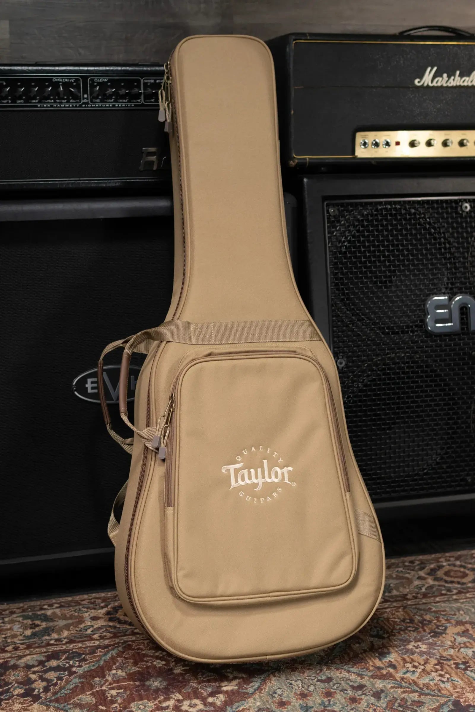 Taylor 324ce Studio Special Edition Grand Auditorium Acoustic/Electric Guitar - Shaded Edge Burst with Gig Bag
