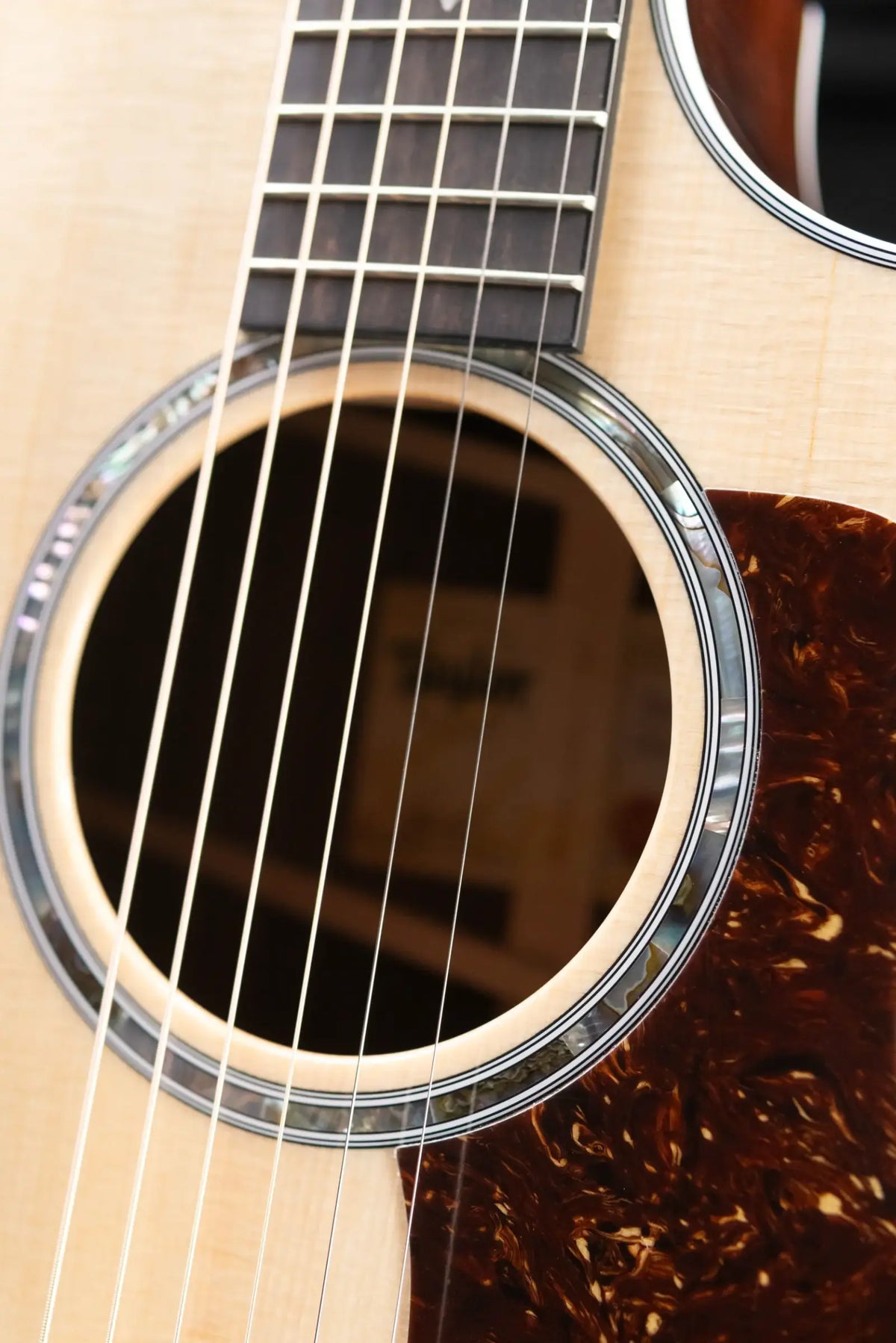 Taylor 414ce Grand Auditorium Acoustic/Electric Guitar - Natural with Hardshell Case
