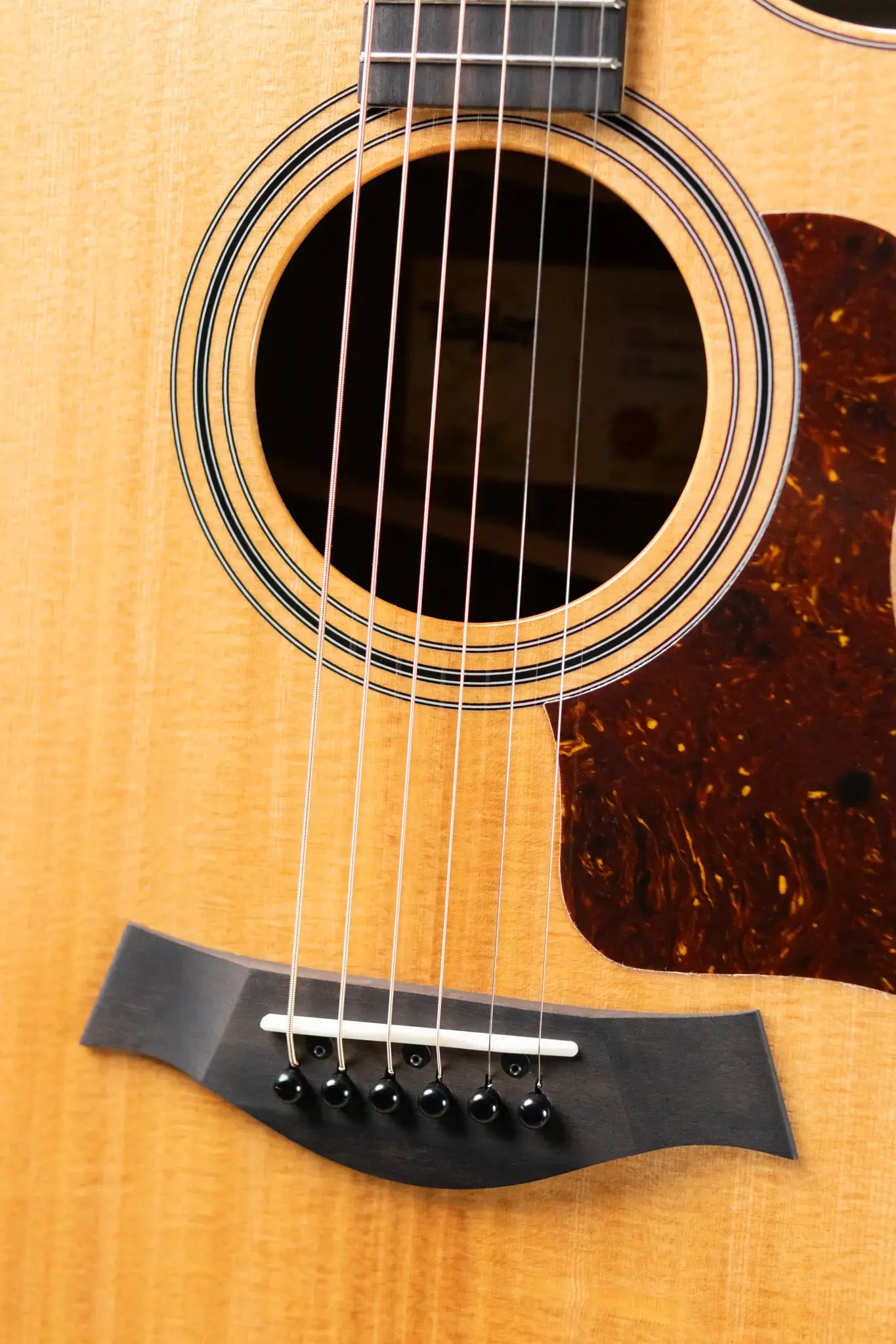 Taylor 414ce Studio Grand Auditorium Acoustic/Electric Guitar - Natural with Gig Bag - Factory Demo