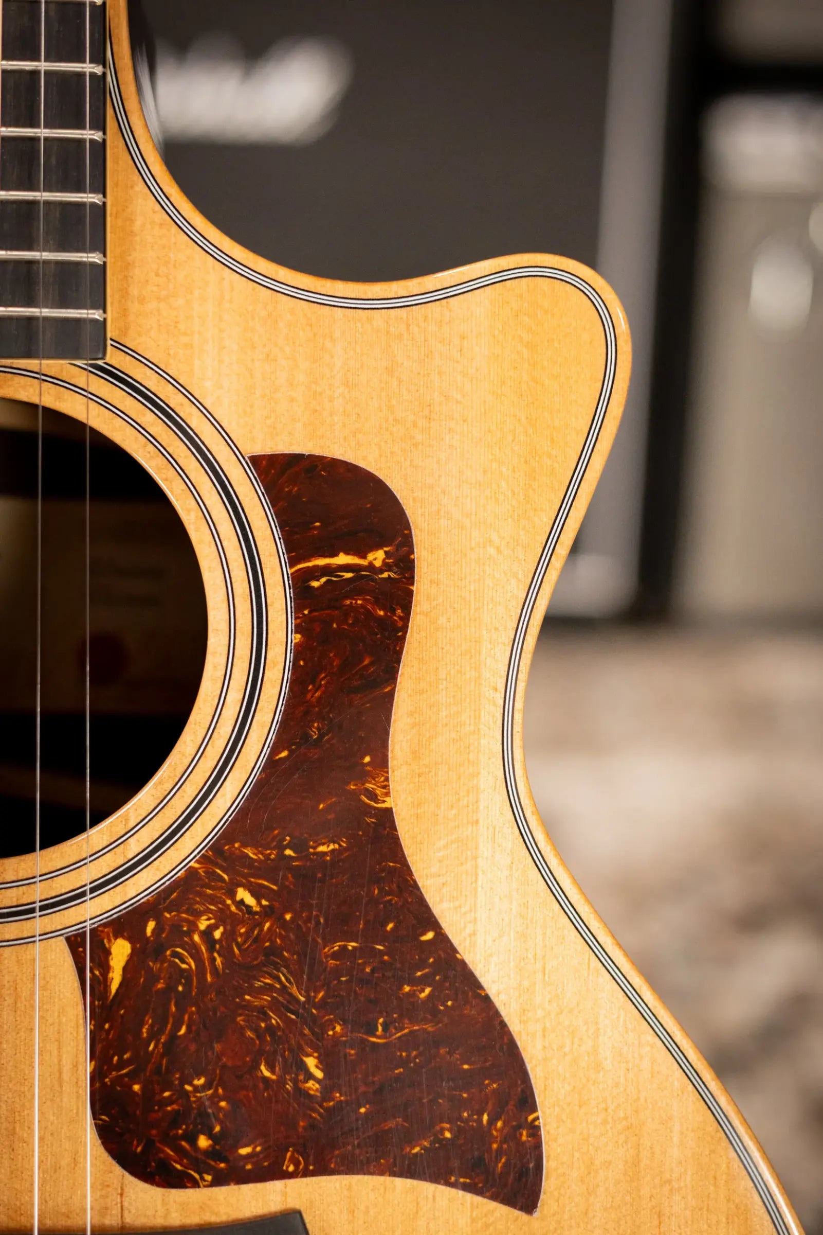Taylor 414ce Studio Grand Auditorium Acoustic/Electric Guitar - Natural with Gig Bag