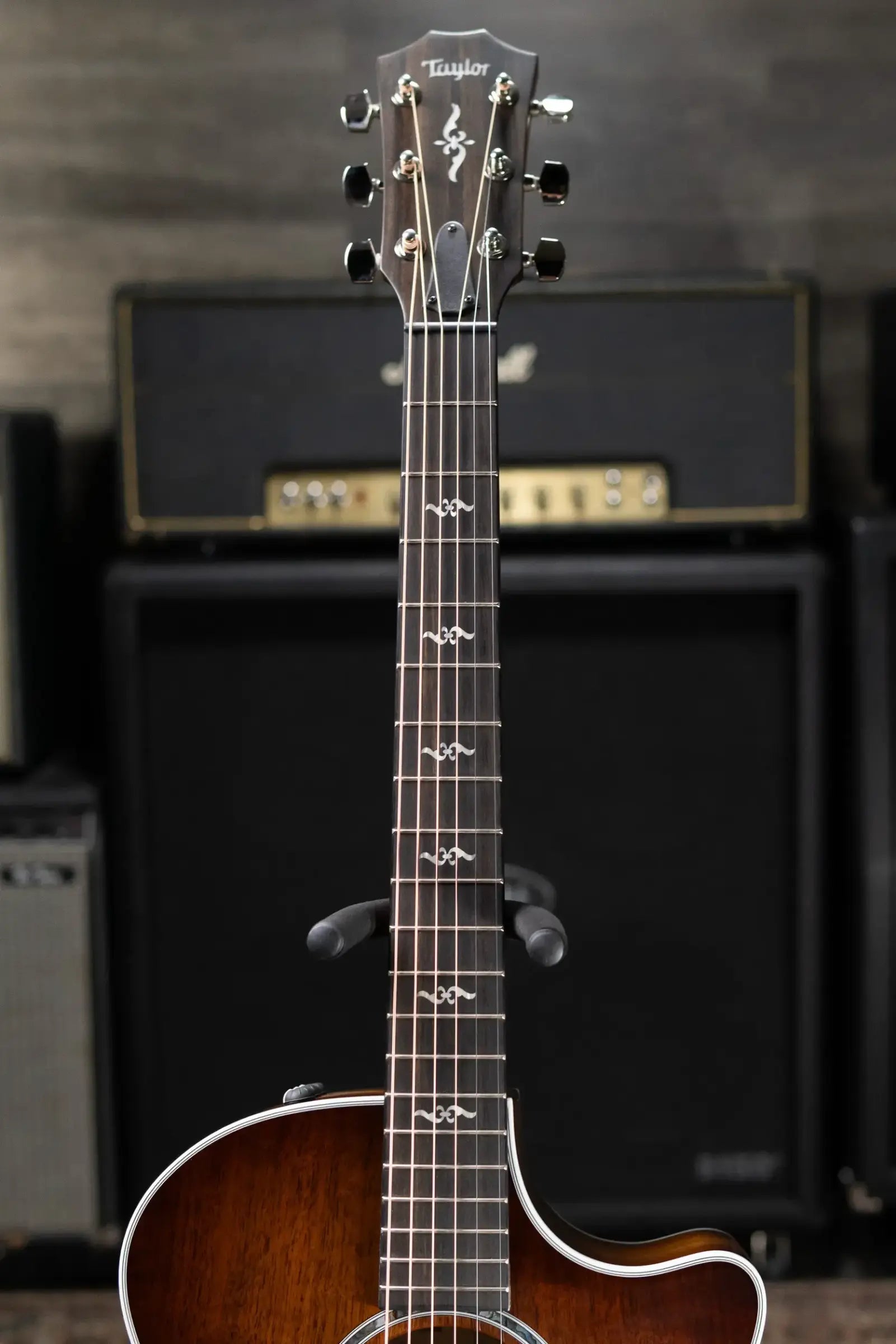 Taylor 424ce Special Edition Grand Auditorium Acoustic/Electric Guitar - Shaded Edge Burst with Hardshell Case