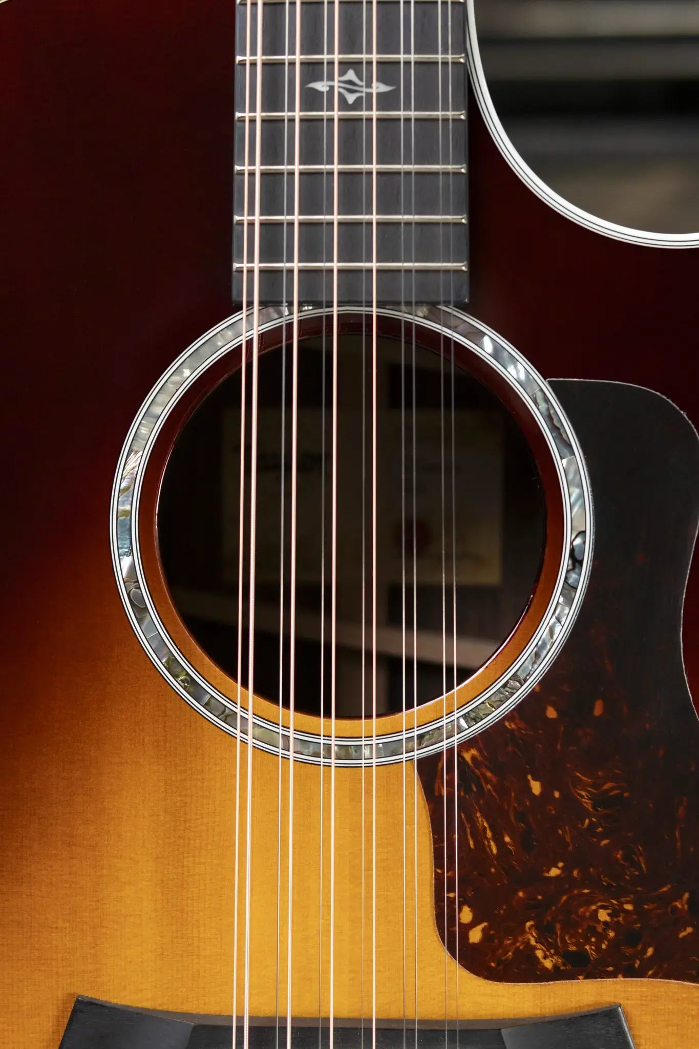 Taylor 454ce-R 12-String Grand Auditorium Acoustic/Electric Guitar - Sunburst Top with Hardshell Case