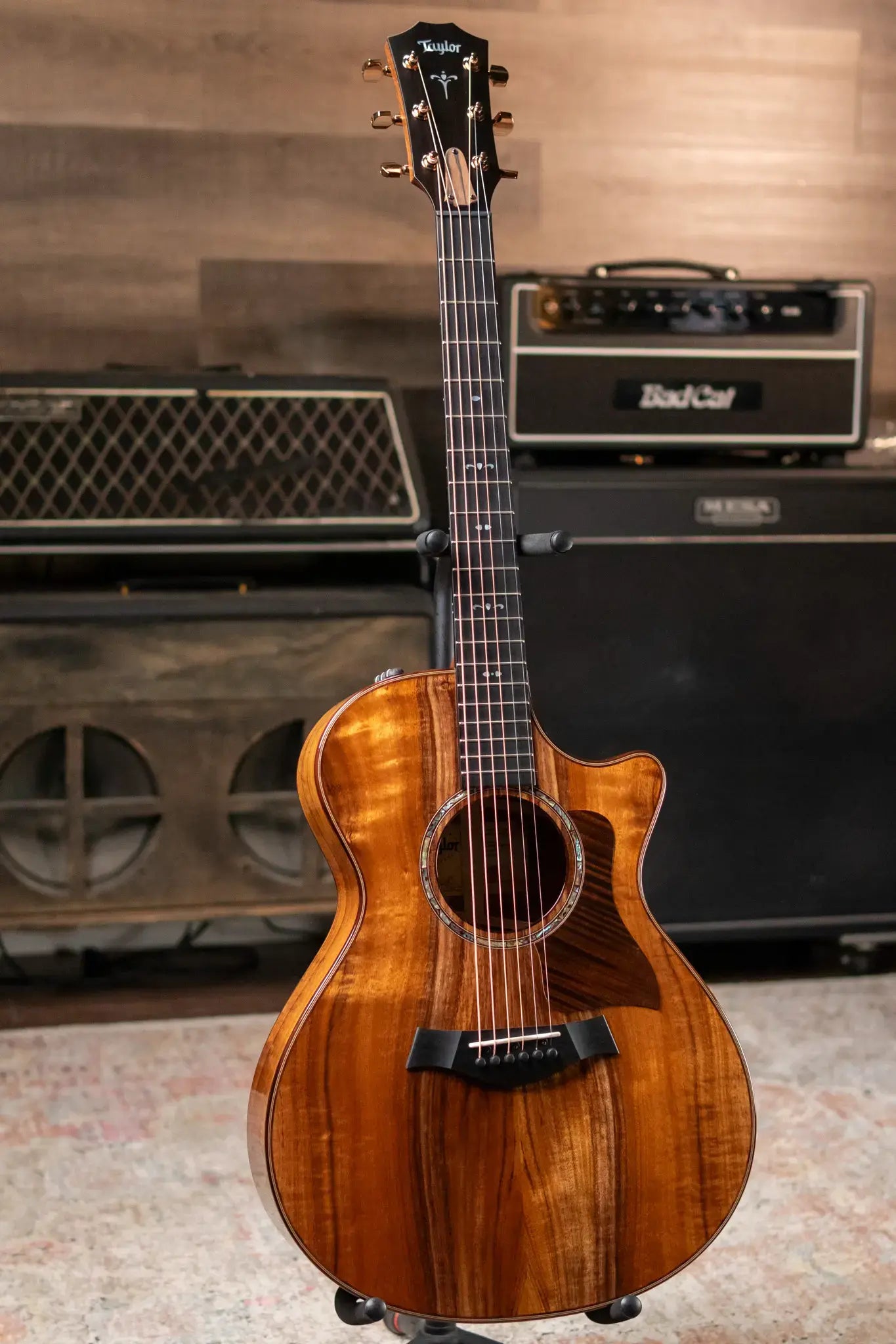 Taylor 722ce Grand Concert Acoustic/Electric with Hardshell Case