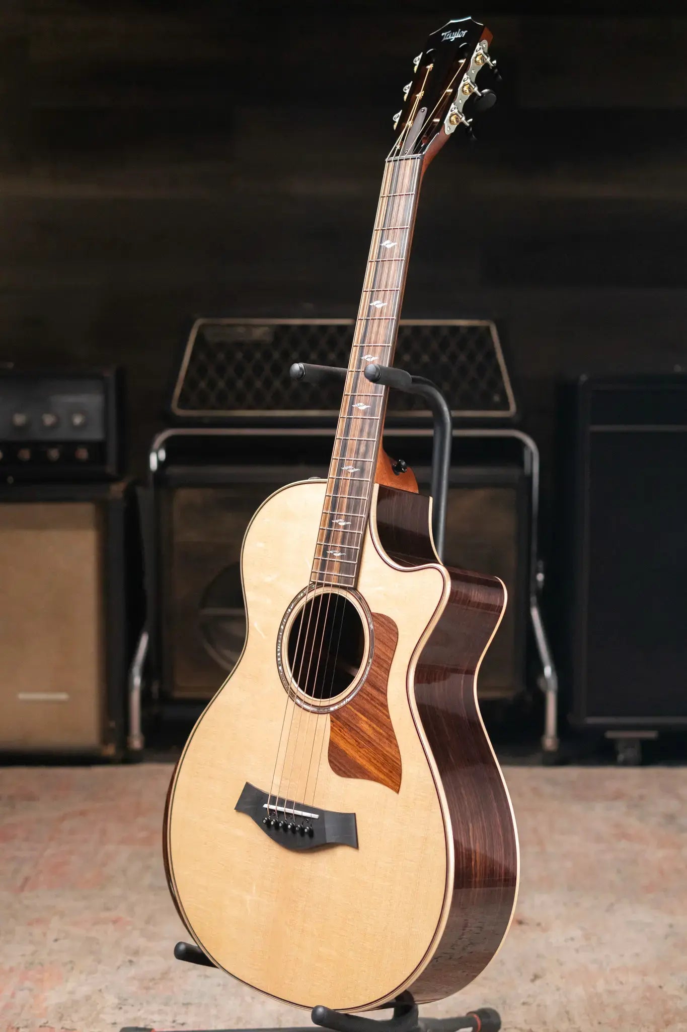 Taylor 812ce 12-Fret Grand Concert Acoustic/Electric Guitar with Hardshell Case