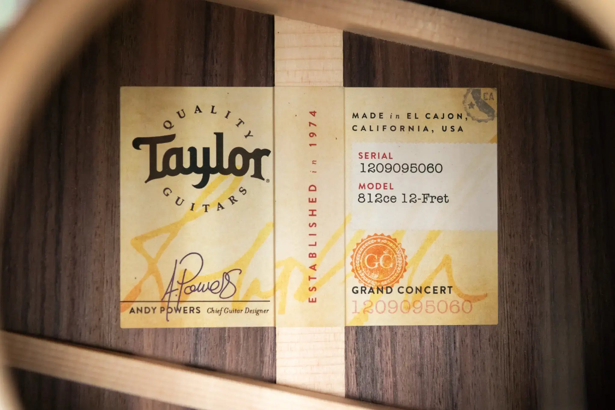 Taylor 812ce 12-Fret Grand Concert Acoustic/Electric Guitar with Hardshell Case