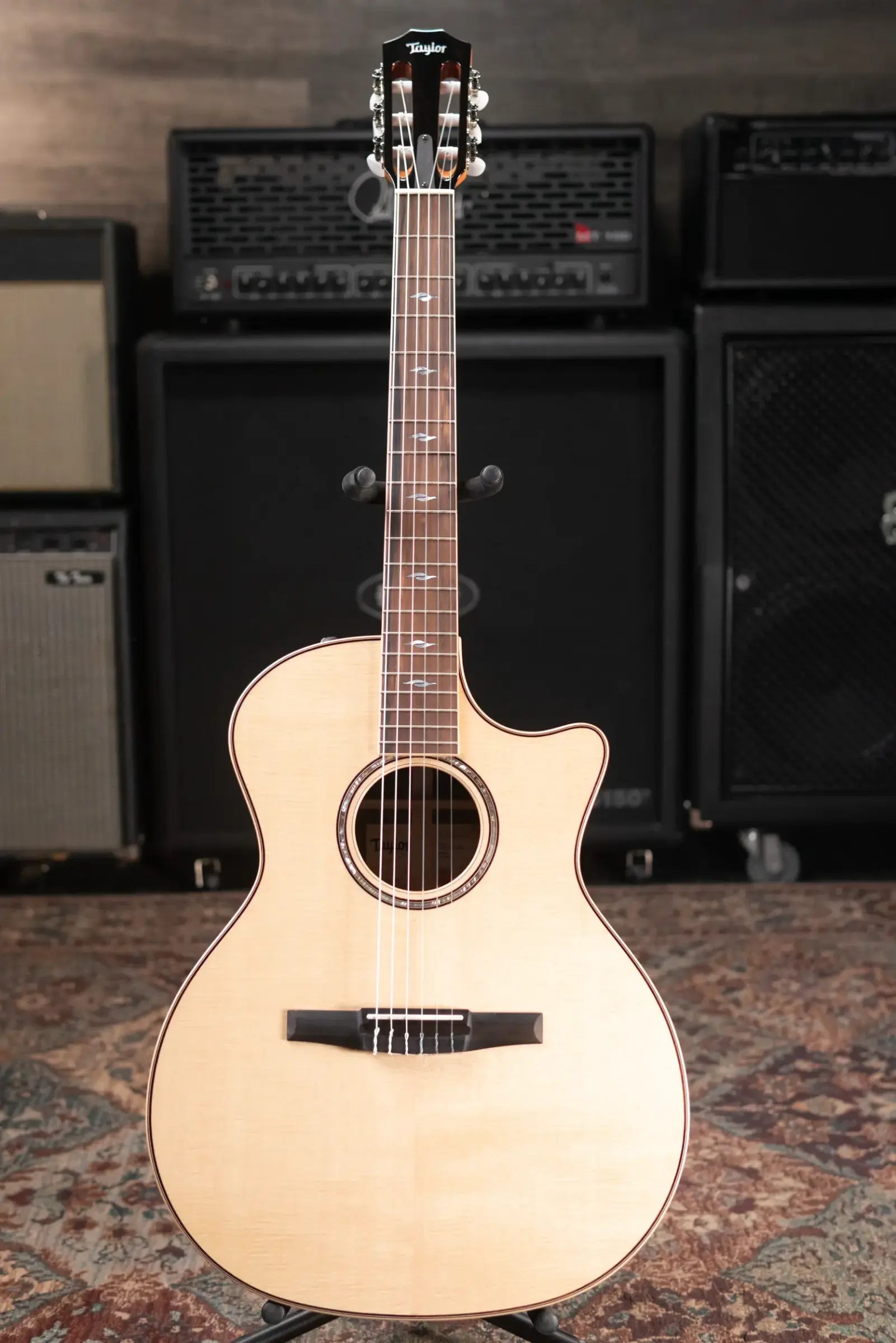 Taylor 814ce-N Nylon Grand Auditorium Acoustic/Electric Guitar with Hardshell Case