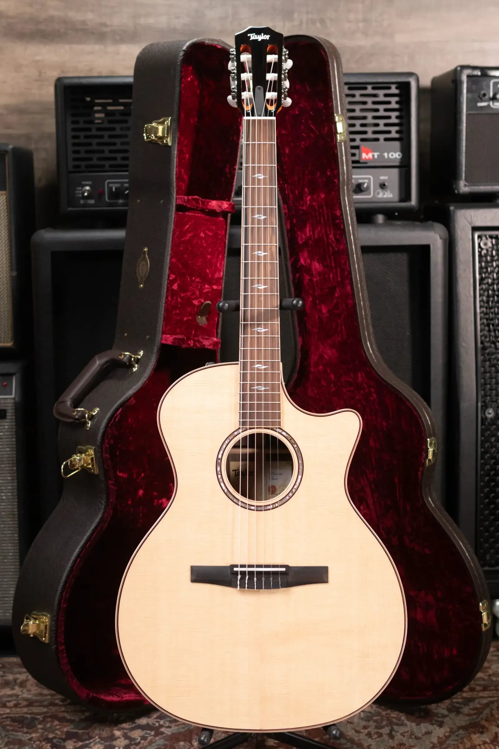 Taylor 814ce-N Nylon Grand Auditorium Acoustic/Electric Guitar with Hardshell Case
