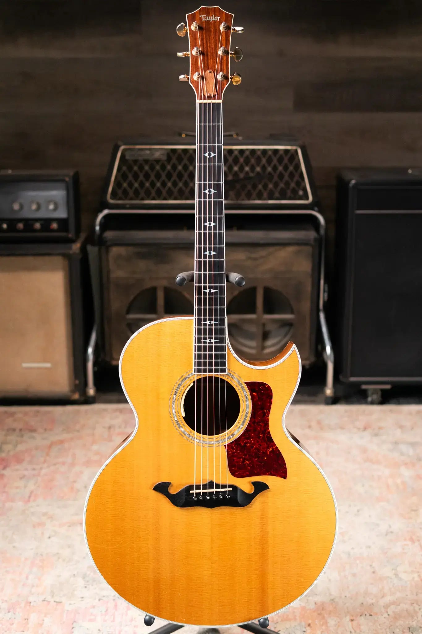Taylor 815c Acoustic/Electric Guitar with Hardshell Case - Used