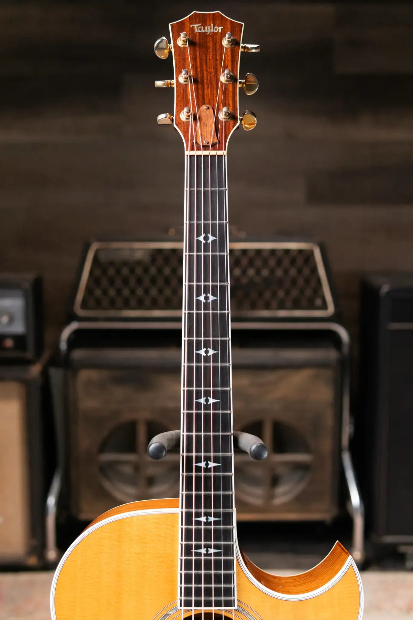 Taylor 815c Acoustic/Electric Guitar with Hardshell Case - Used