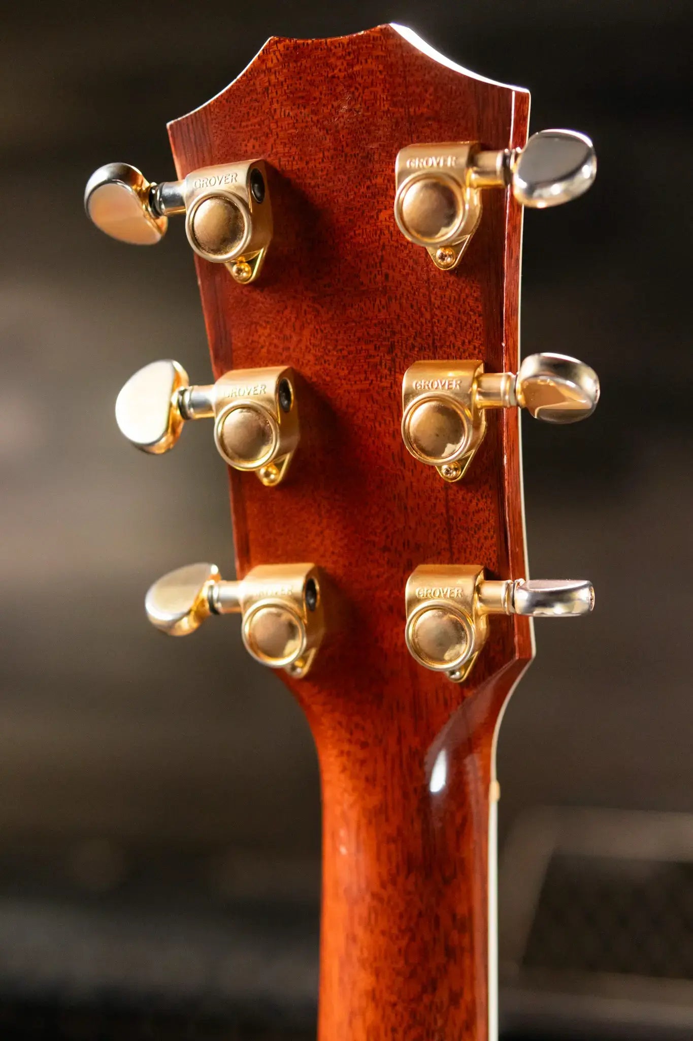 Taylor 815c Acoustic/Electric Guitar with Hardshell Case - Used