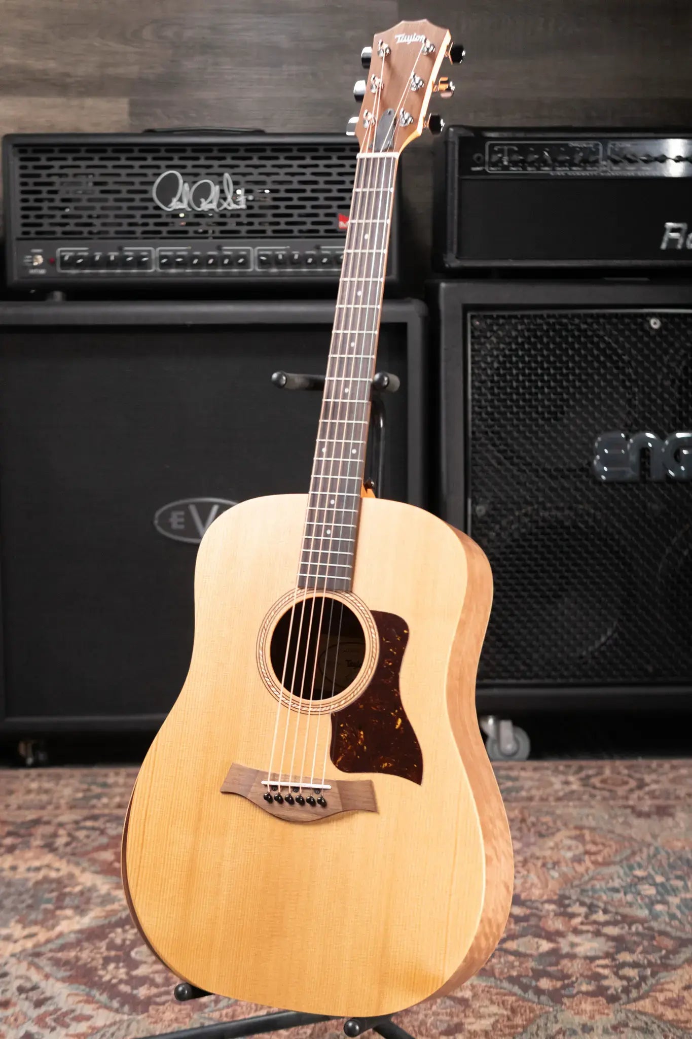 Taylor Academy 10e Dreadnought Acoustic/Electric Guitar with Gig Bag