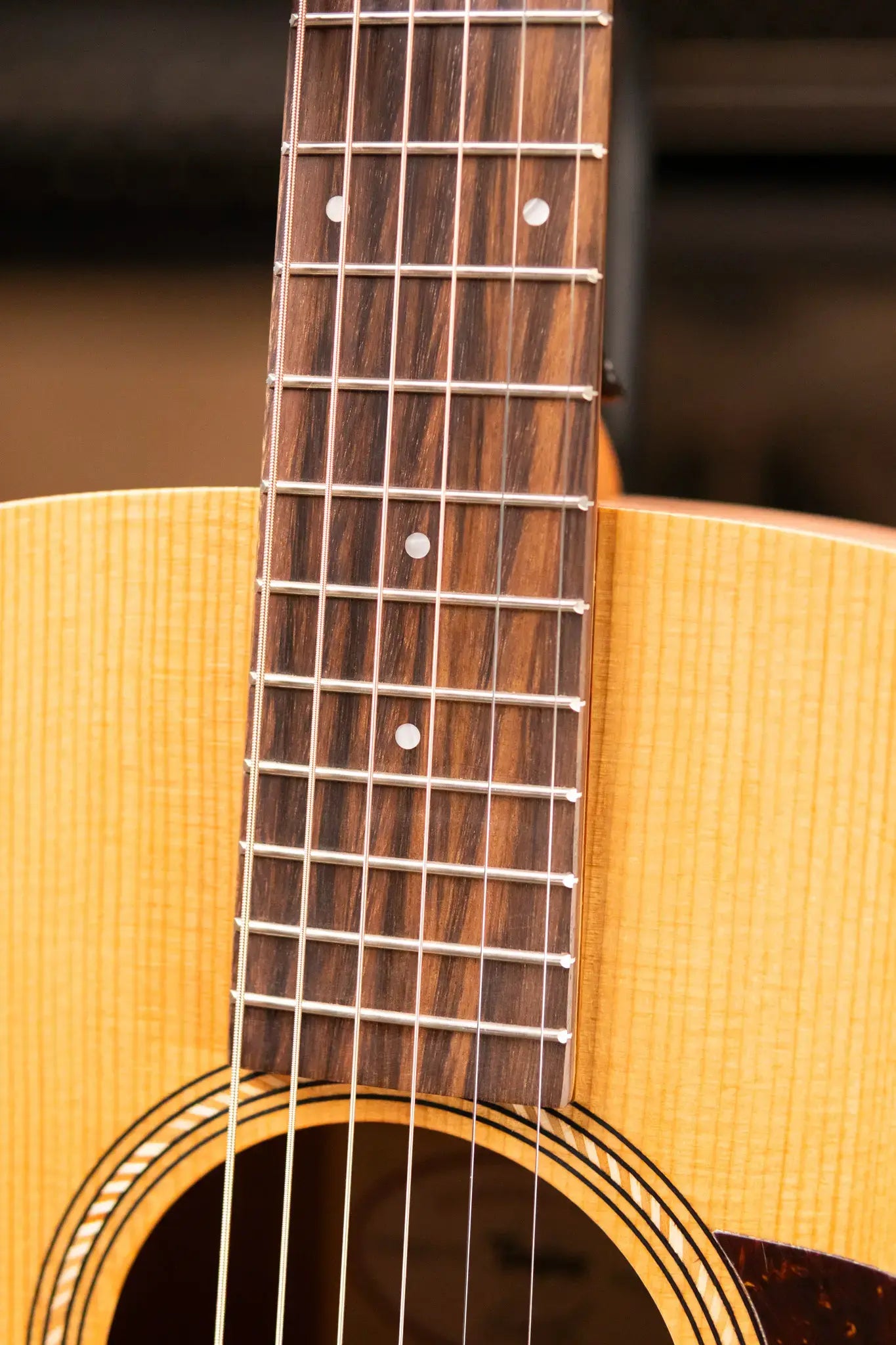 Taylor Academy 10e Dreadnought Acoustic/Electric Guitar with Gig Bag