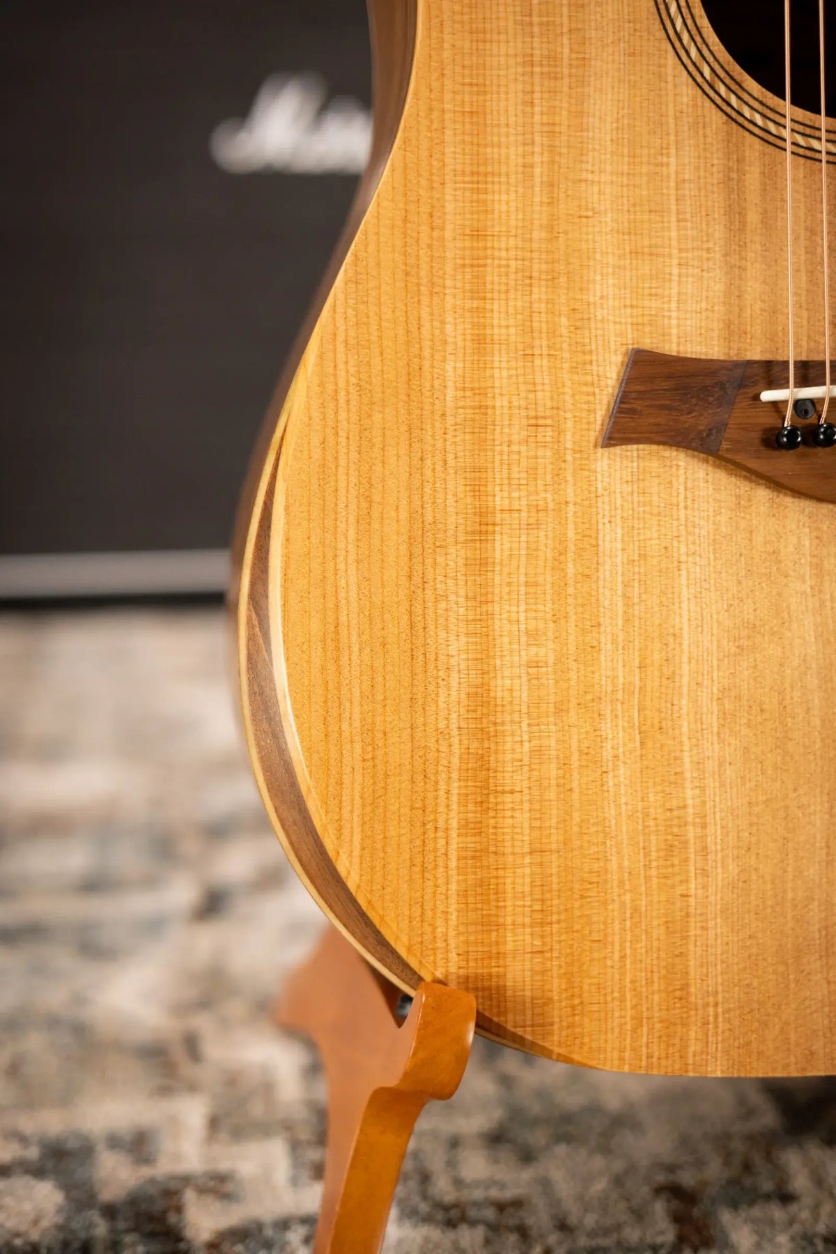 Taylor Academy 10e Dreadnought Acoustic/Electric Guitar with Gig Bag