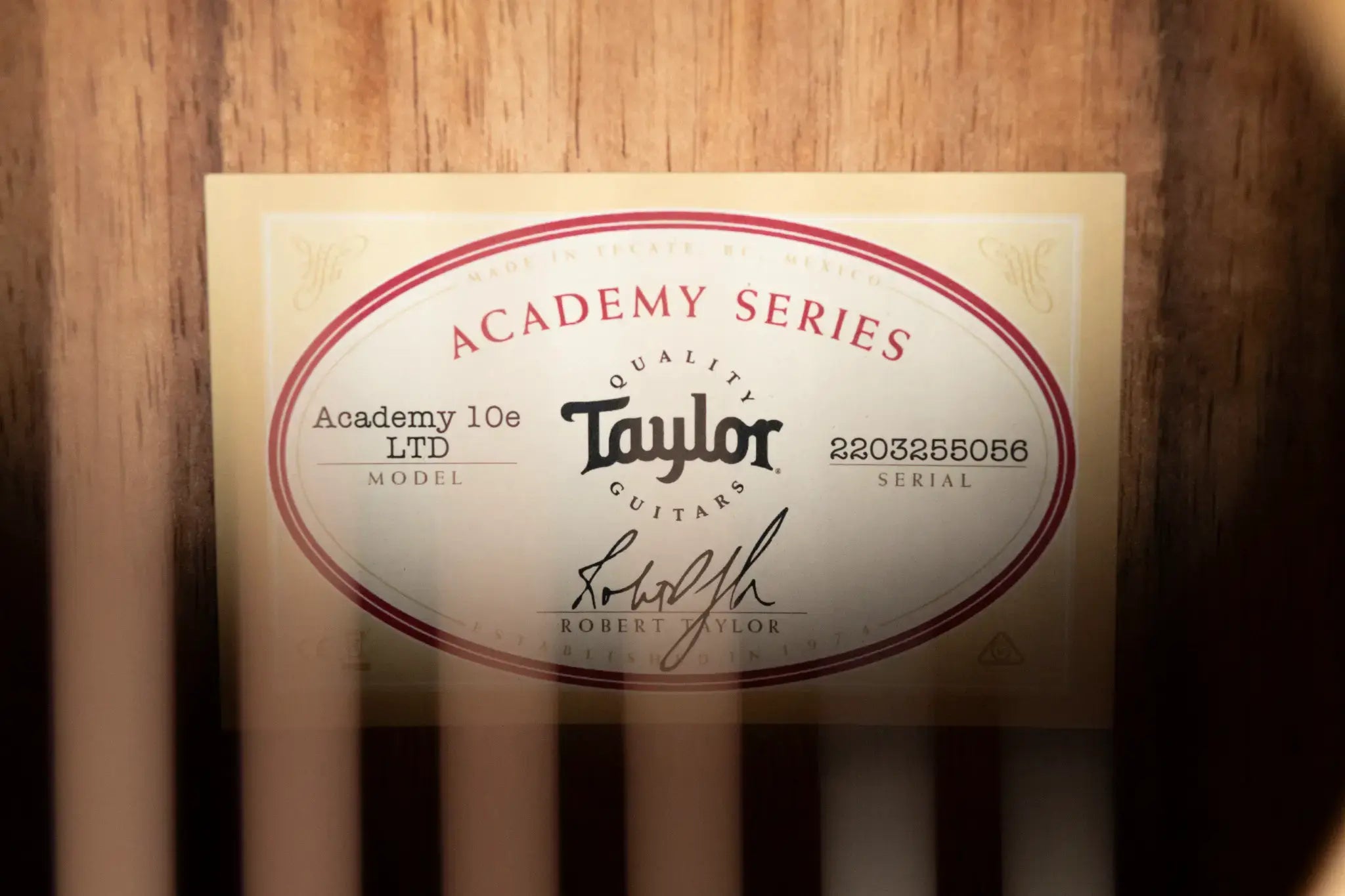 Taylor Academy 10e LTD Dreadnought Acoustic/Electric Guitar - Spruce/Figured Koa with Gig Bag