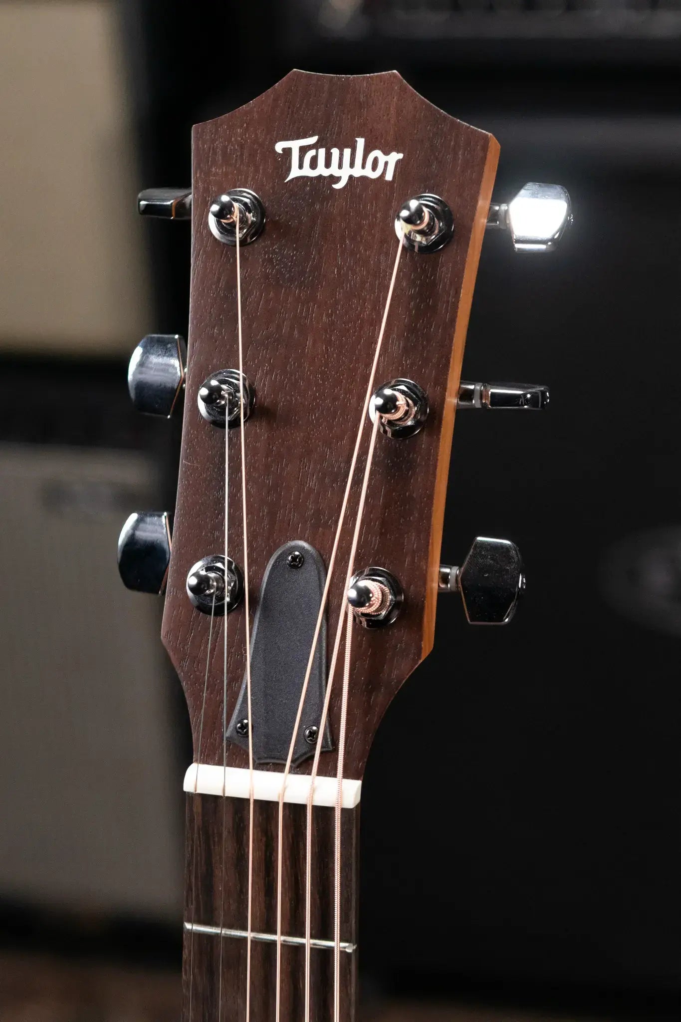 Taylor Academy 10e Left-Hand Dreadnought Acoustic/Electric Guitar with Gig Bag
