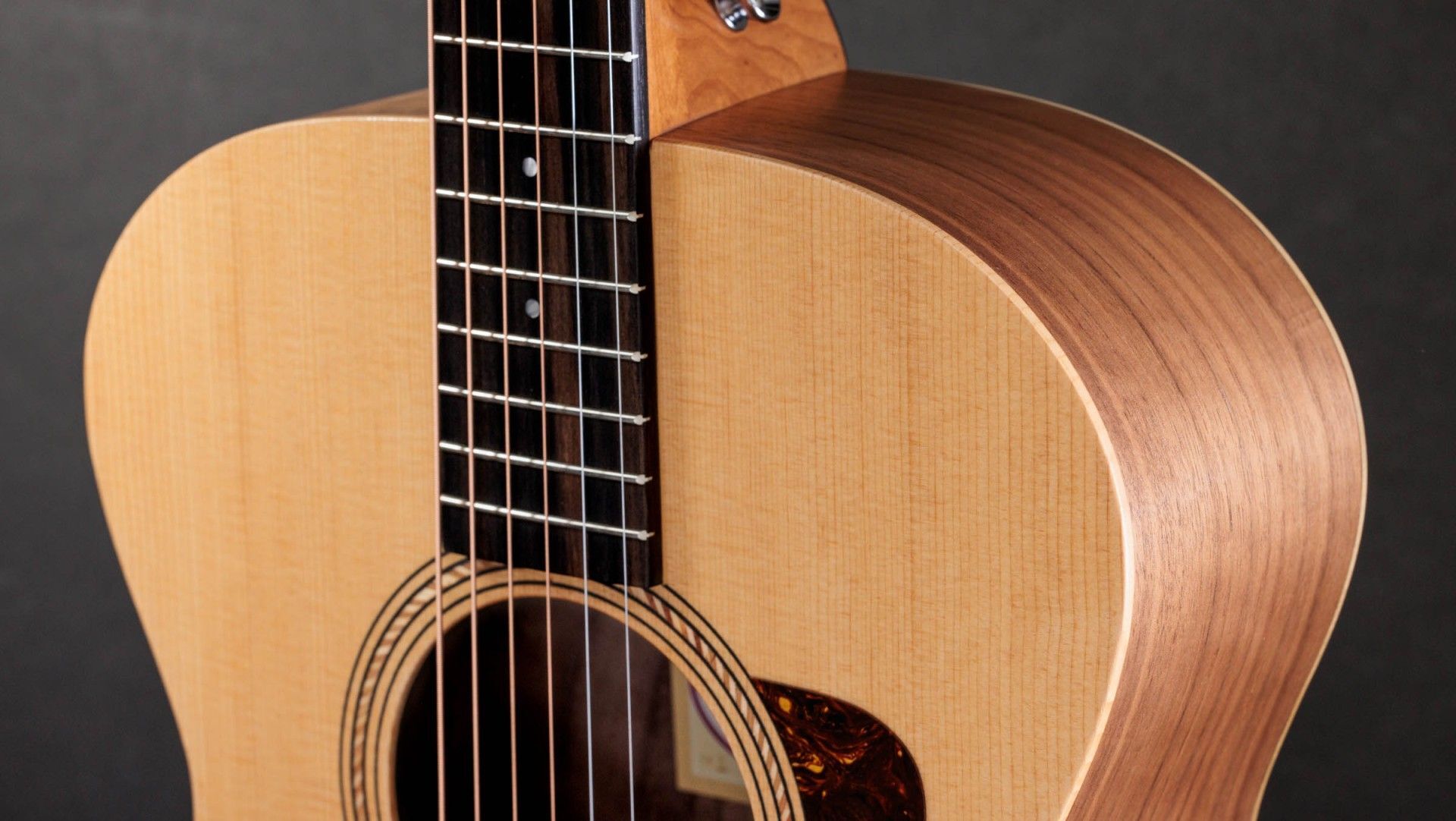 Taylor Academy 12e Grand Concert Acoustic/Electric Guitar with Gig Bag