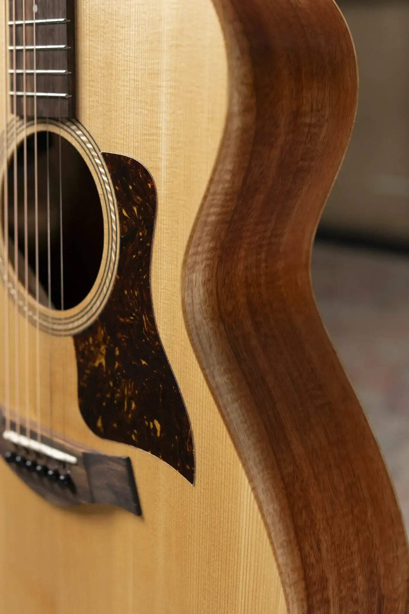 Taylor Academy 12e LTD Grand Concert Acoustic/Electric Guitar - Figured Koa with Gig Bag