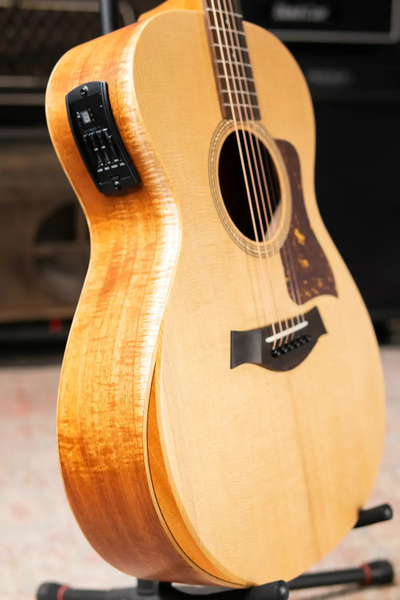 Taylor Academy 12e LTD Grand Concert Acoustic/Electric Guitar - Figured Koa with Gig Bag