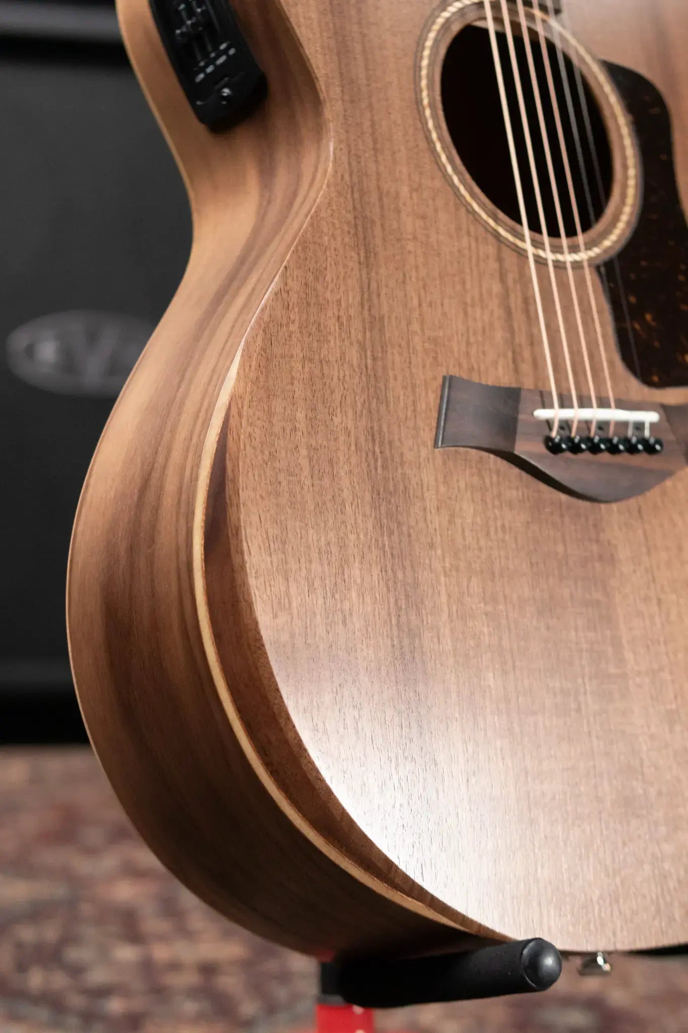 Taylor Academy 22e Grand Concert Acoustic/Electric Guitar with Gig Bag