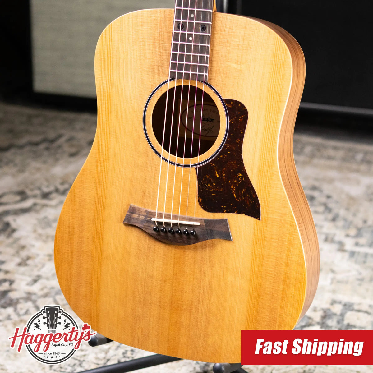Taylor BBT Big Baby Taylor Acoustic Guitar with Gig Bag