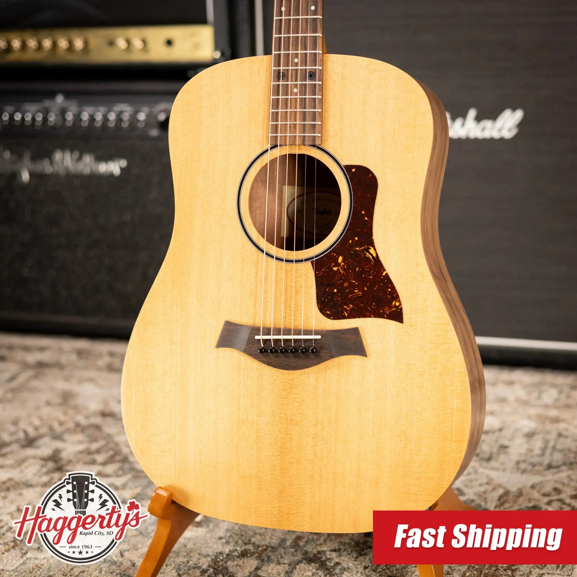 Taylor BBT Big Baby Taylor Acoustic Guitar with Gig Bag