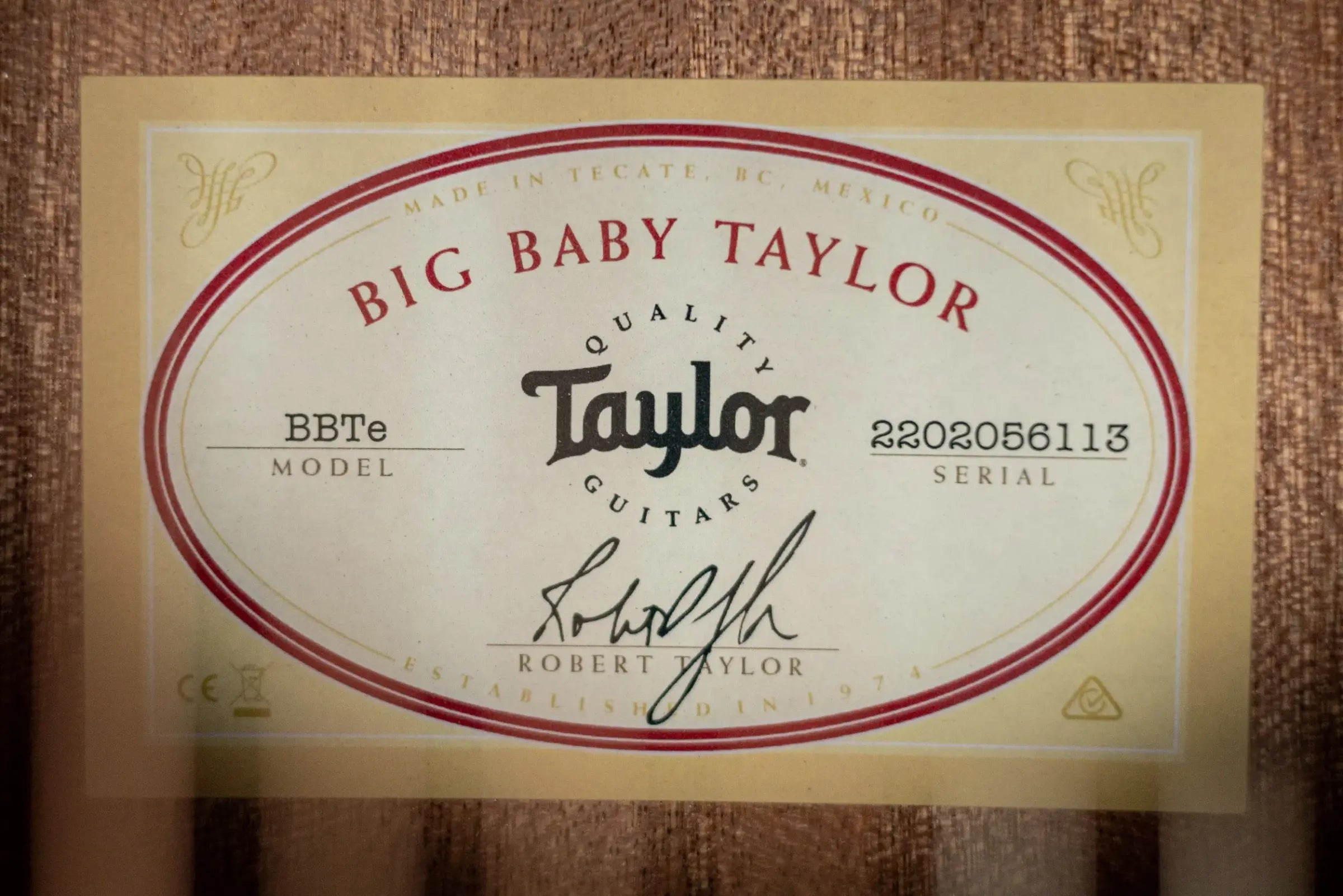Taylor BBTe Big Baby Taylor Acoustic/Electric Guitar with Gig Bag